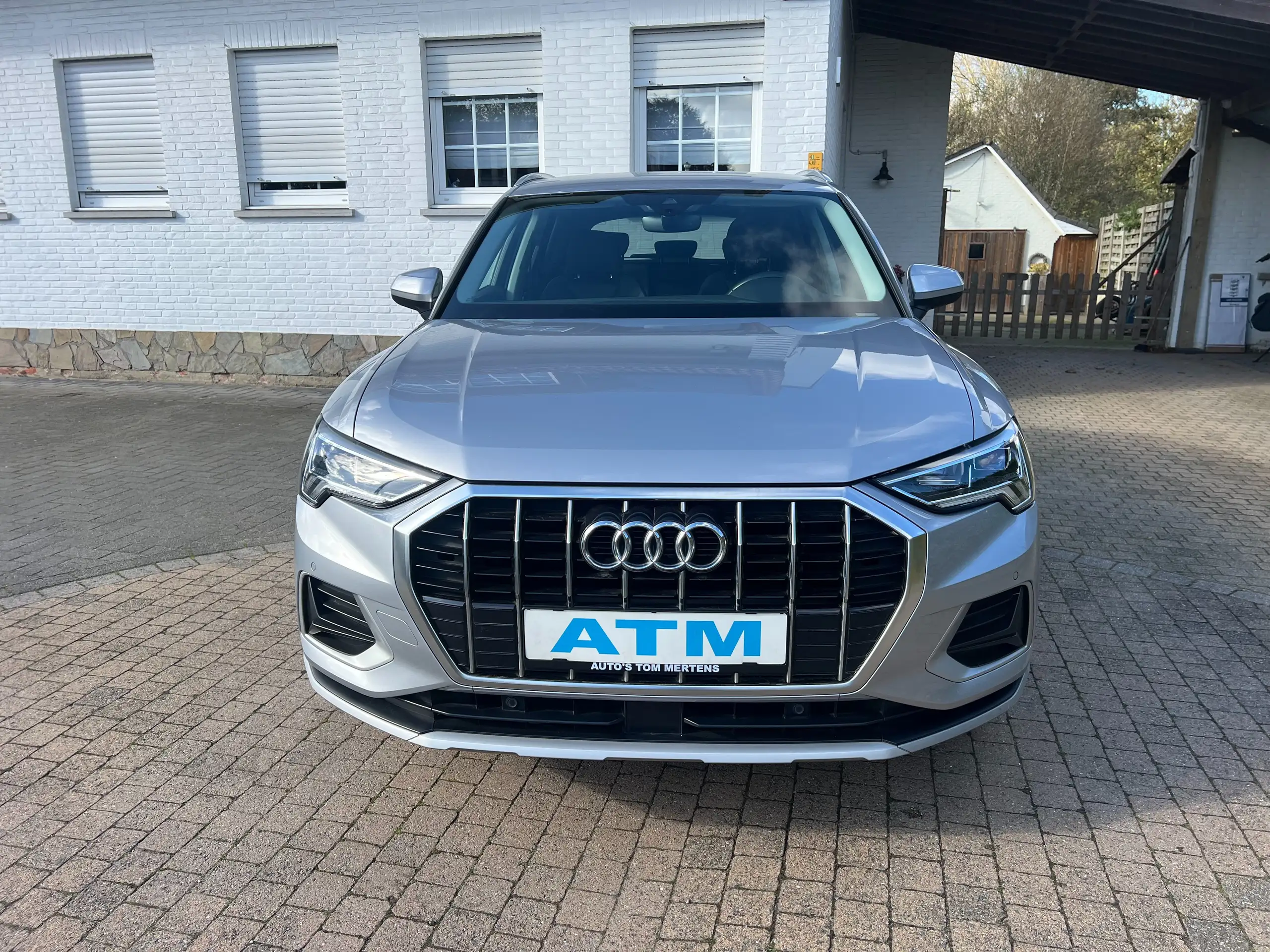 Audi - Q3