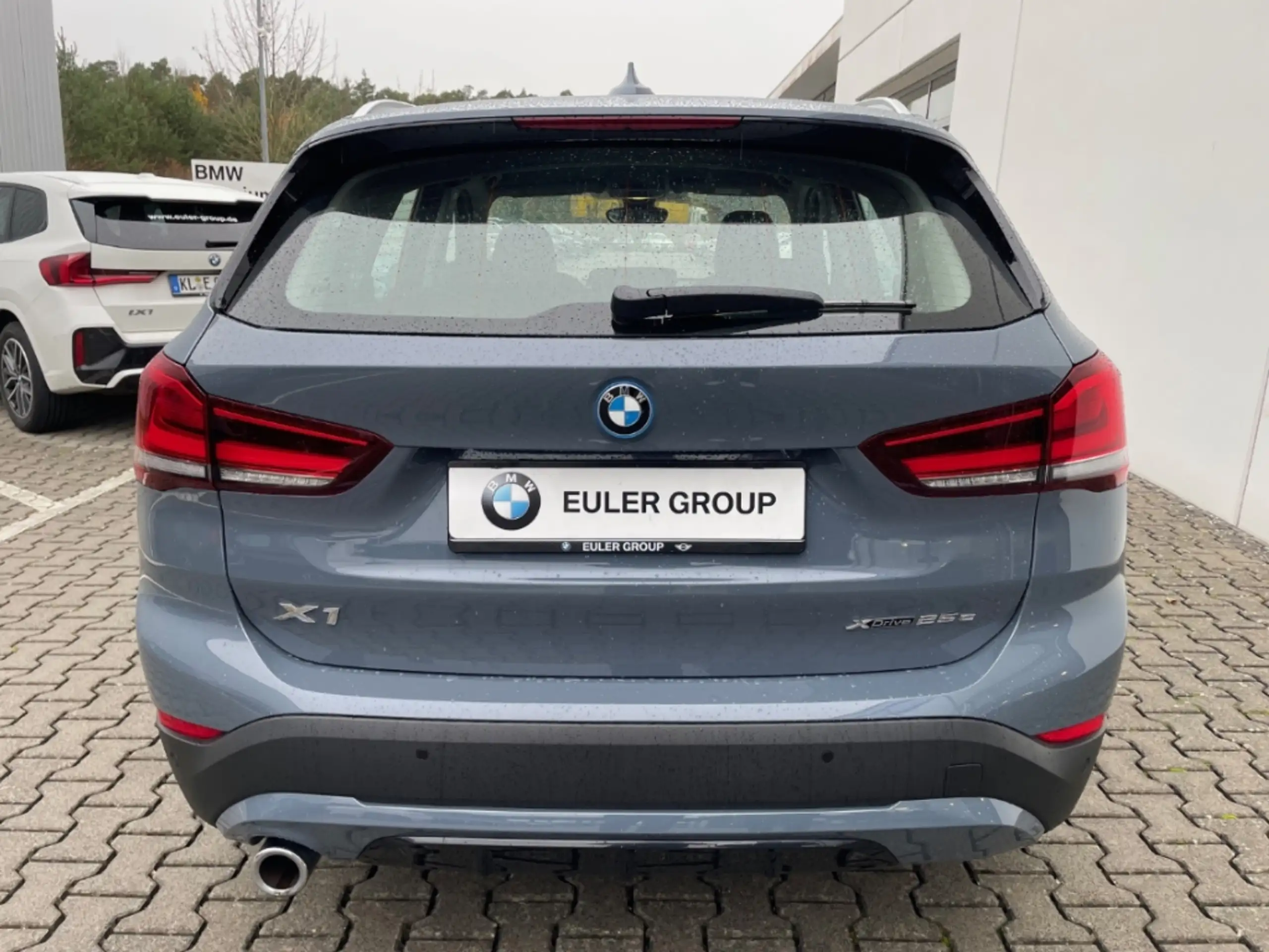 BMW - X1