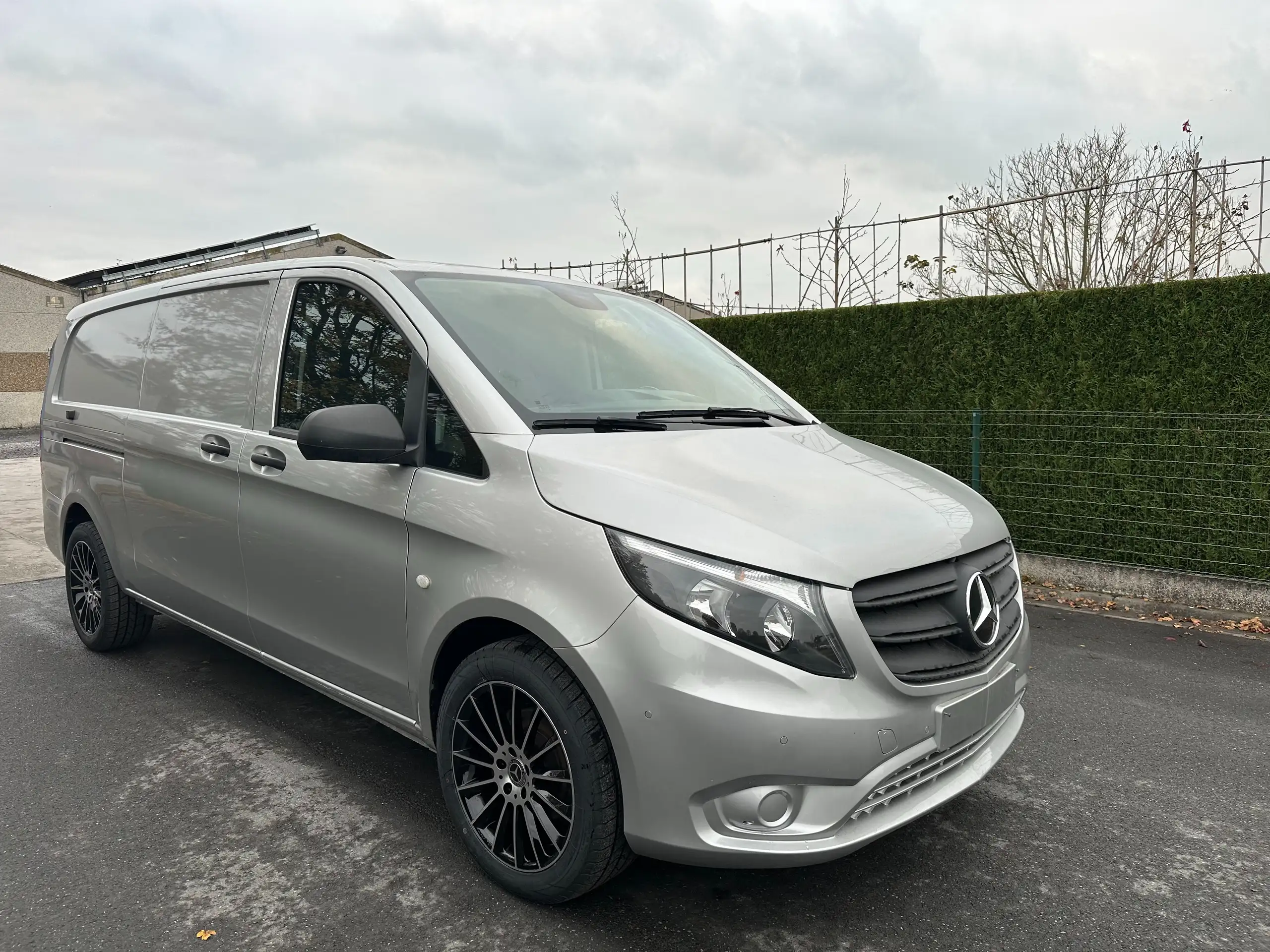 Mercedes-Benz - Vito