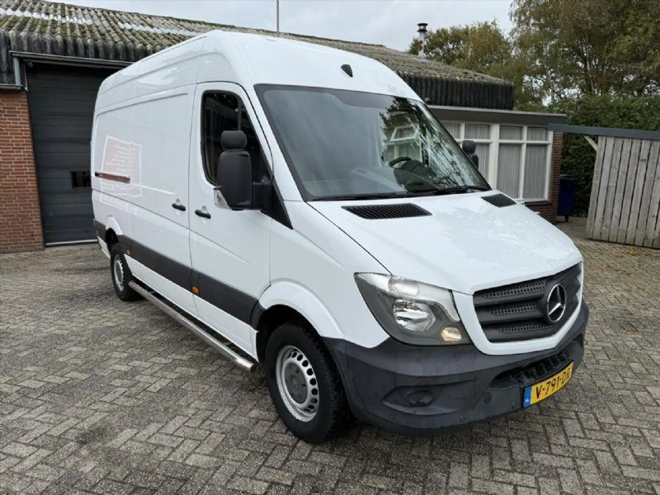 Mercedes-Benz - Sprinter