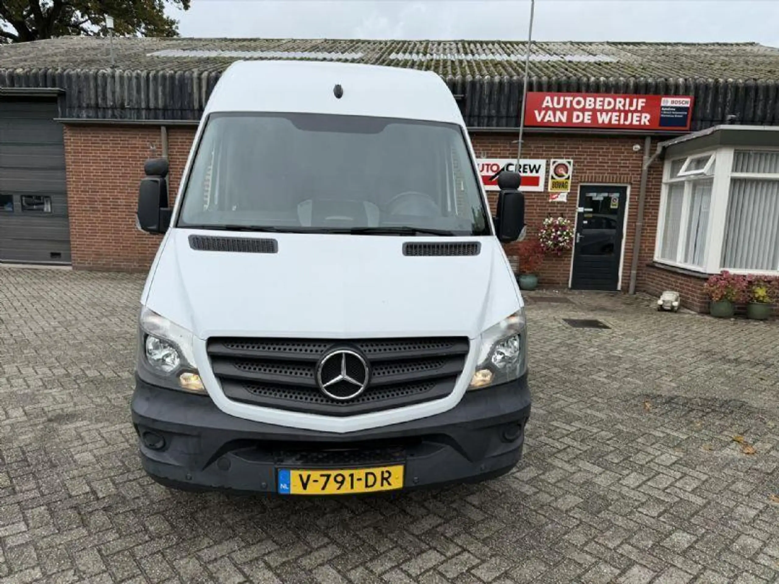 Mercedes-Benz - Sprinter