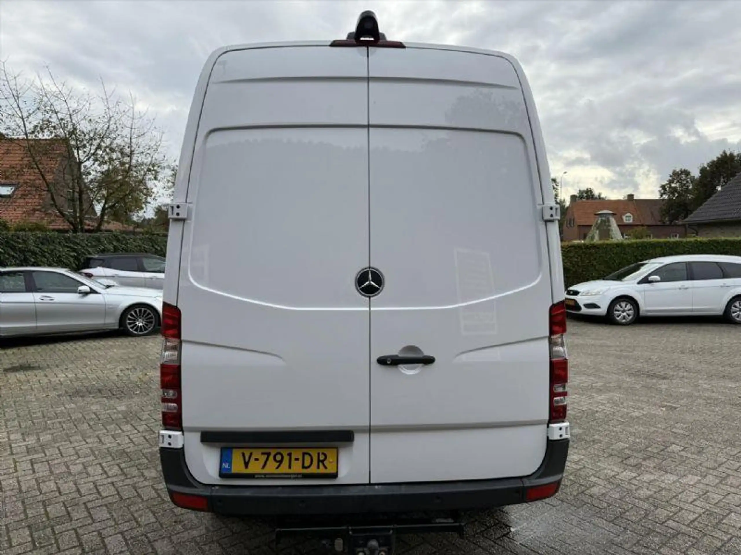 Mercedes-Benz - Sprinter