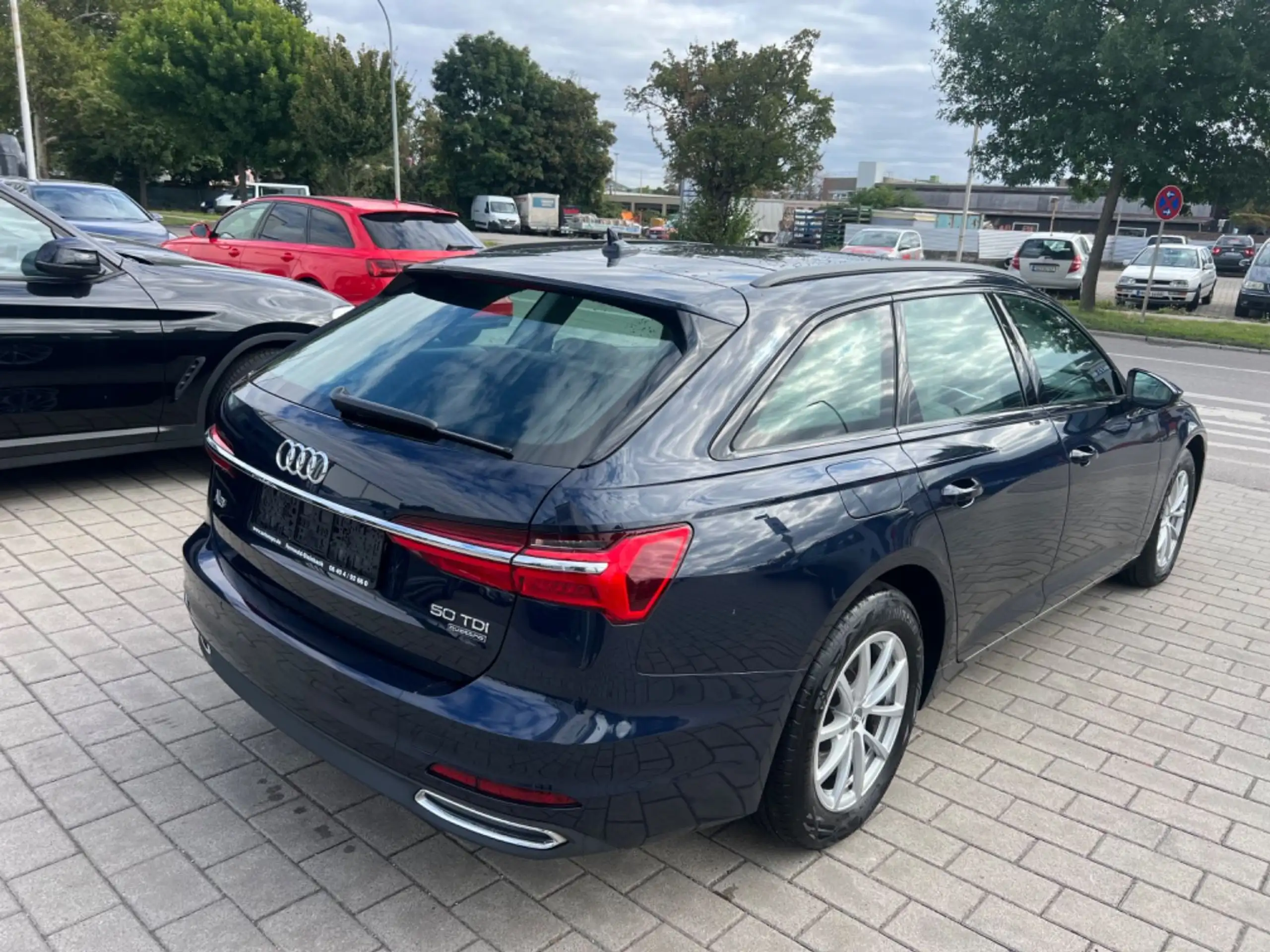 Audi - A6