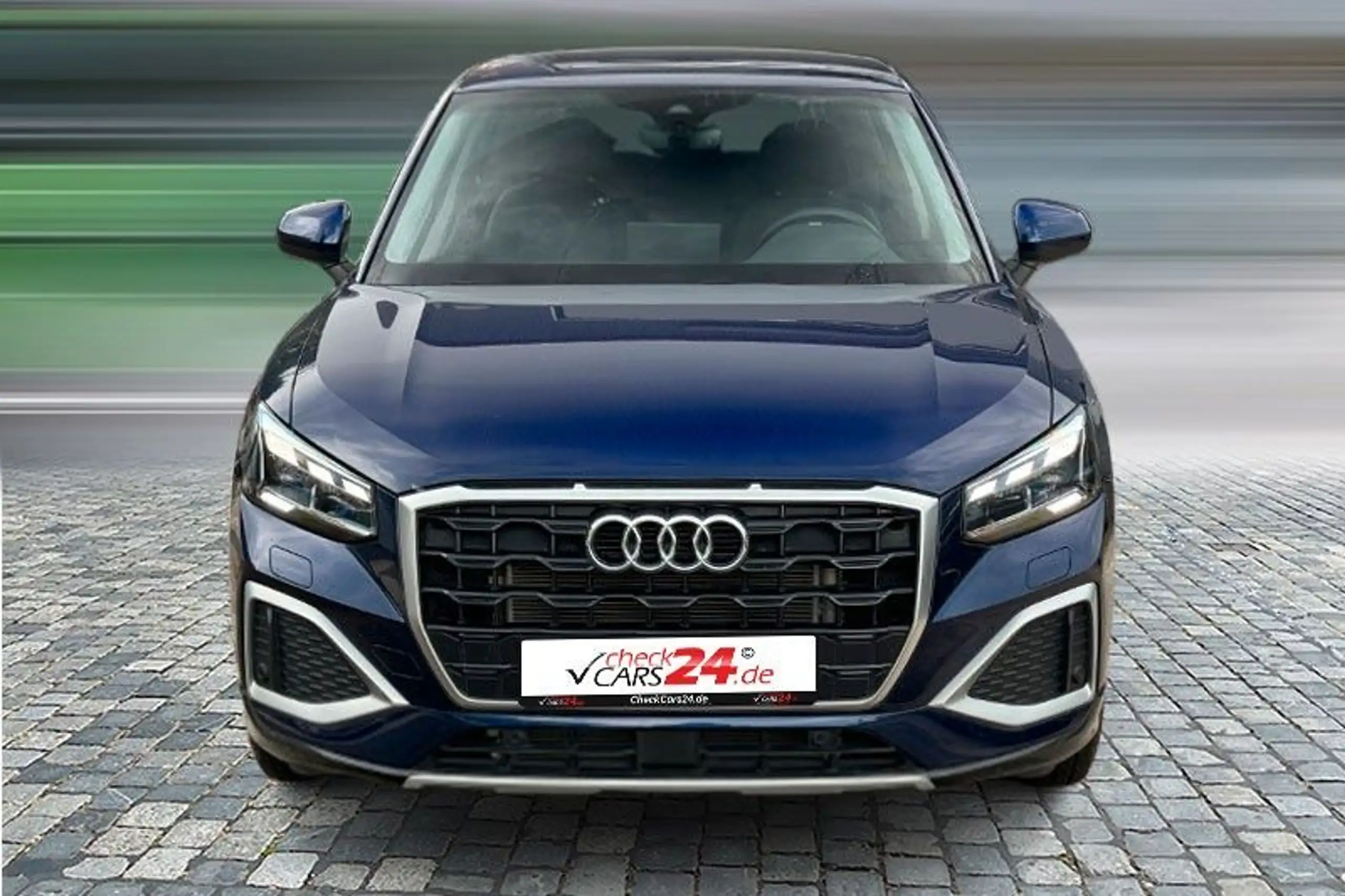 Audi - Q2