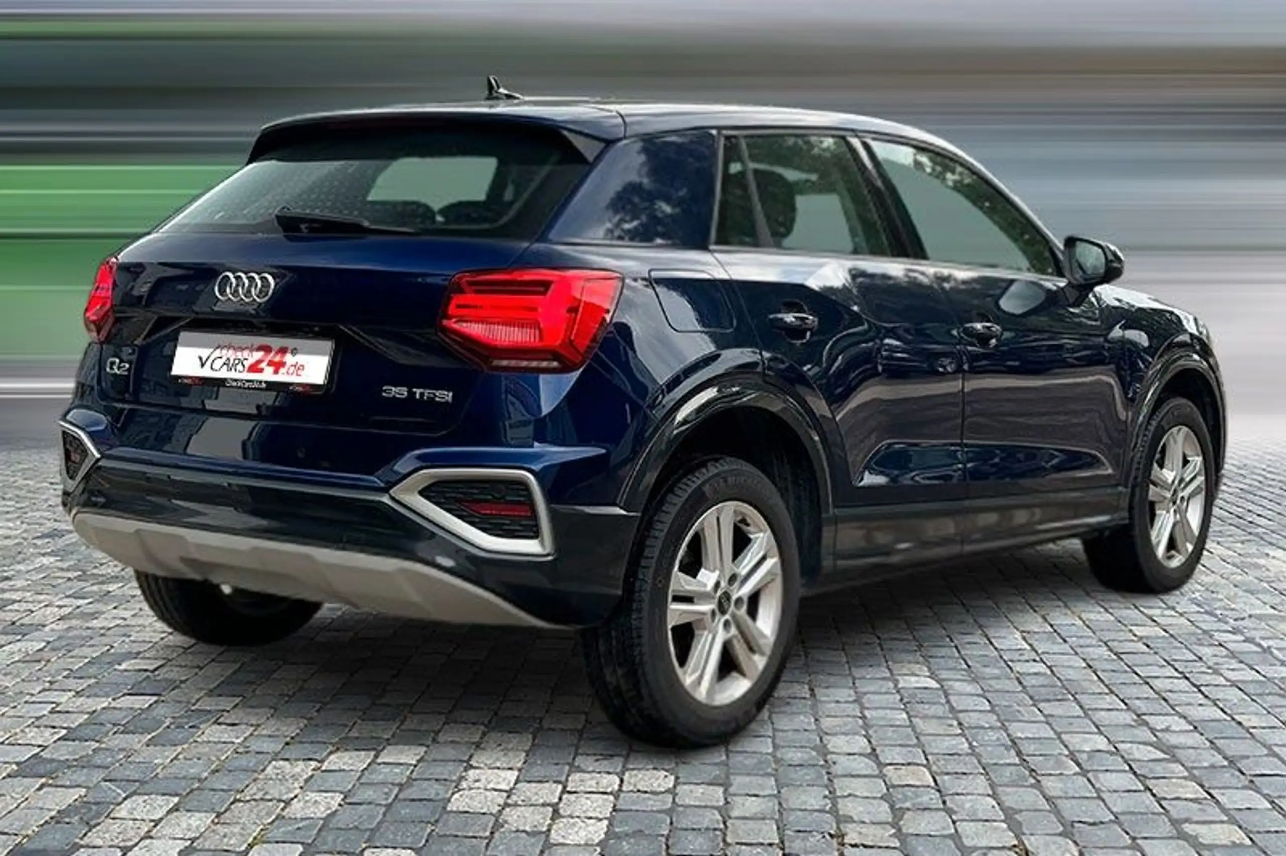 Audi - Q2