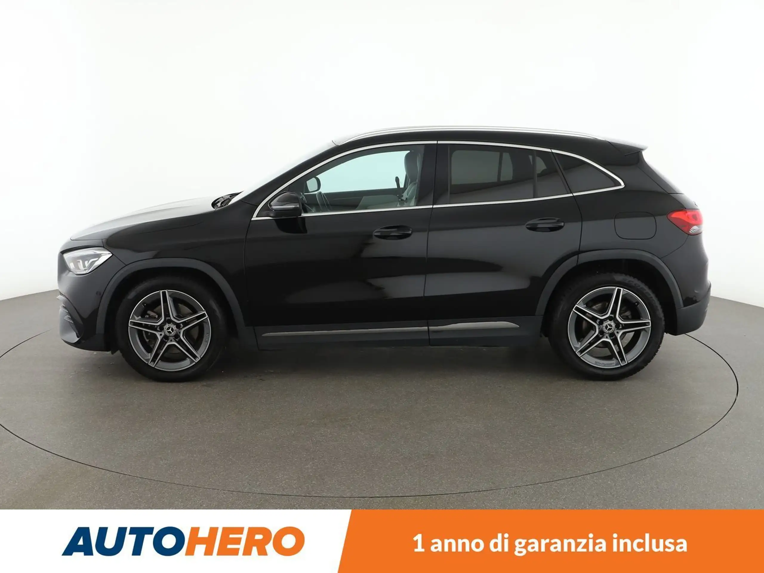 Mercedes-Benz - GLA 200