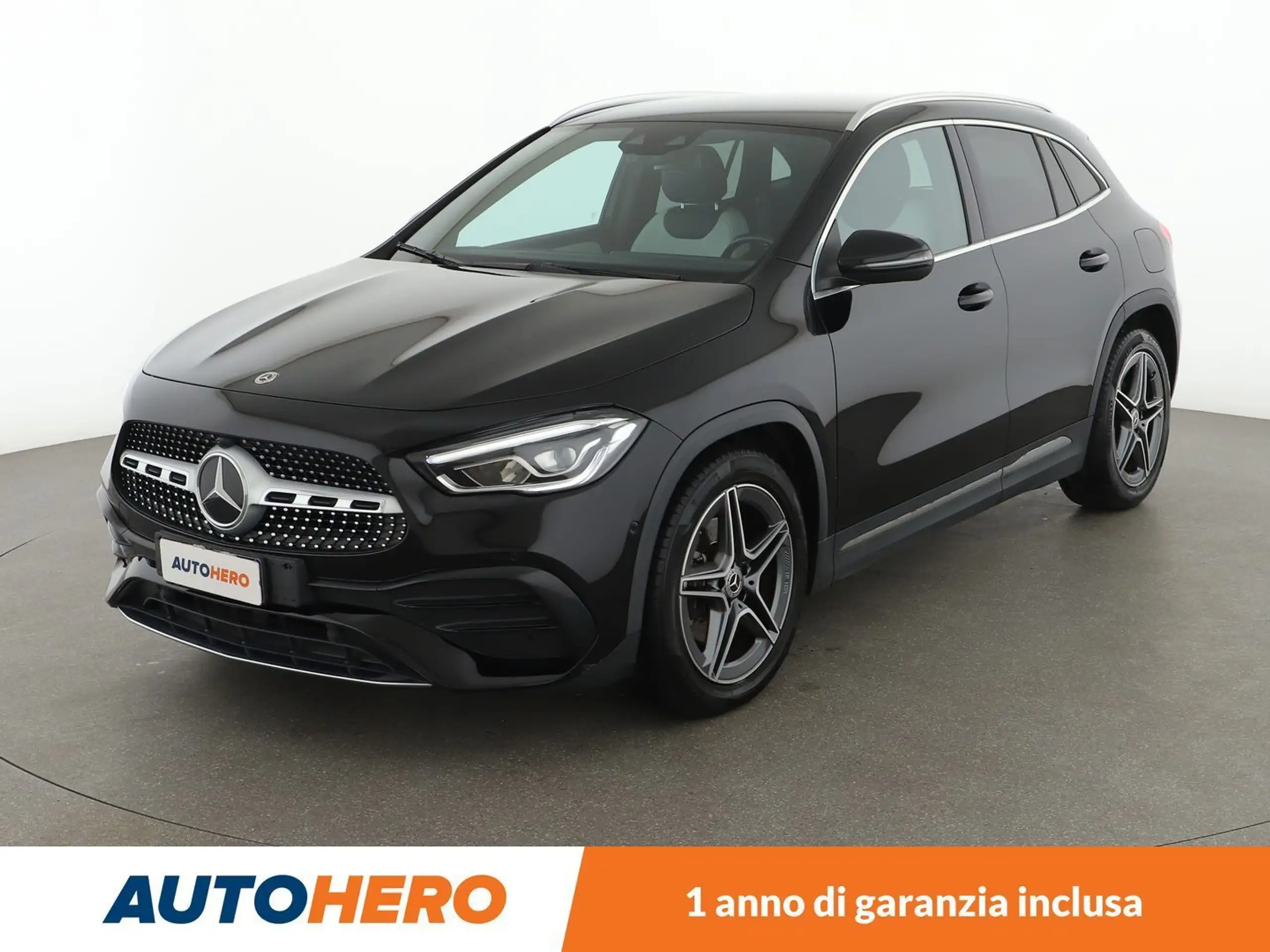 Mercedes-Benz - GLA 200