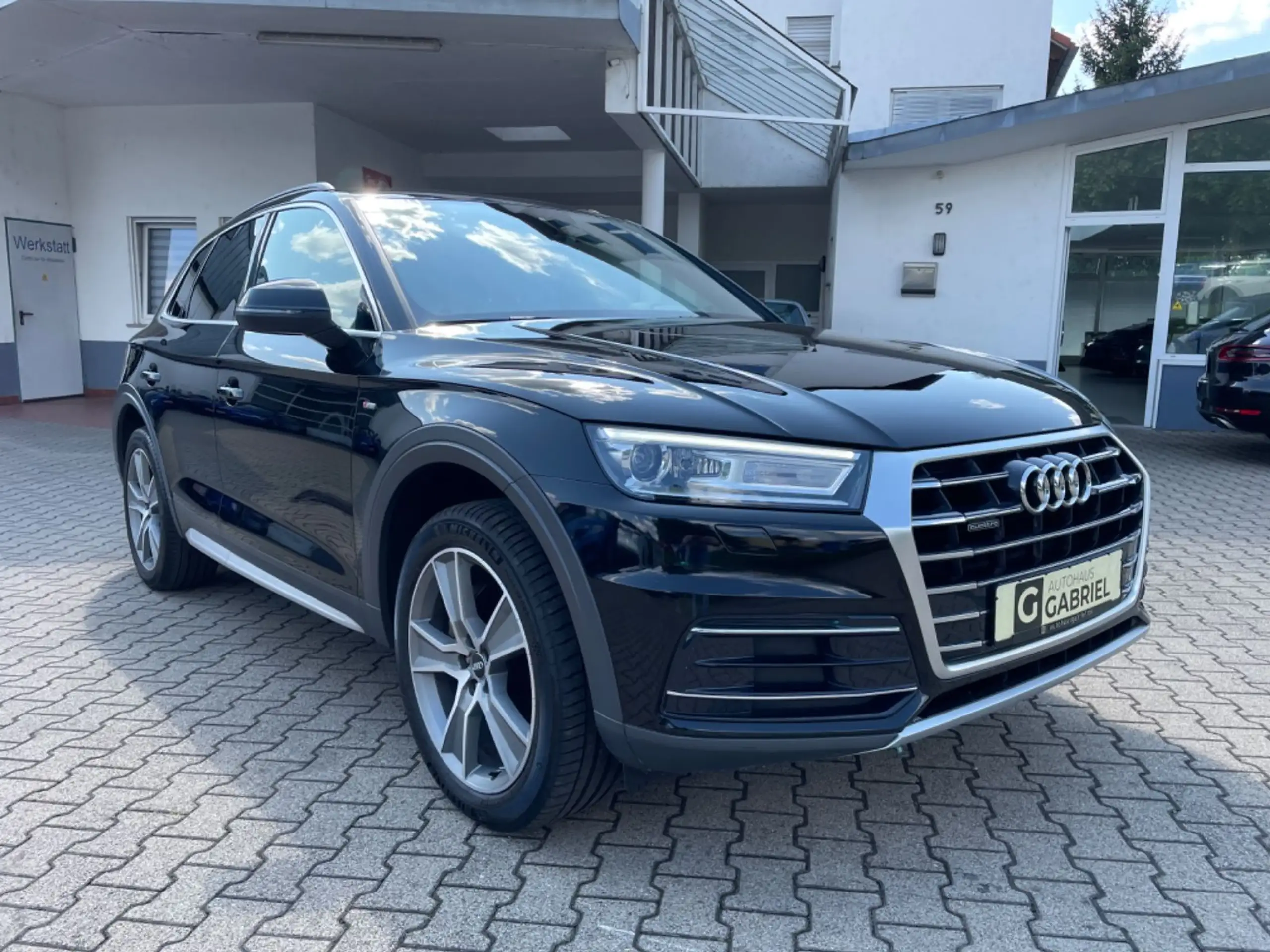 Audi - Q5