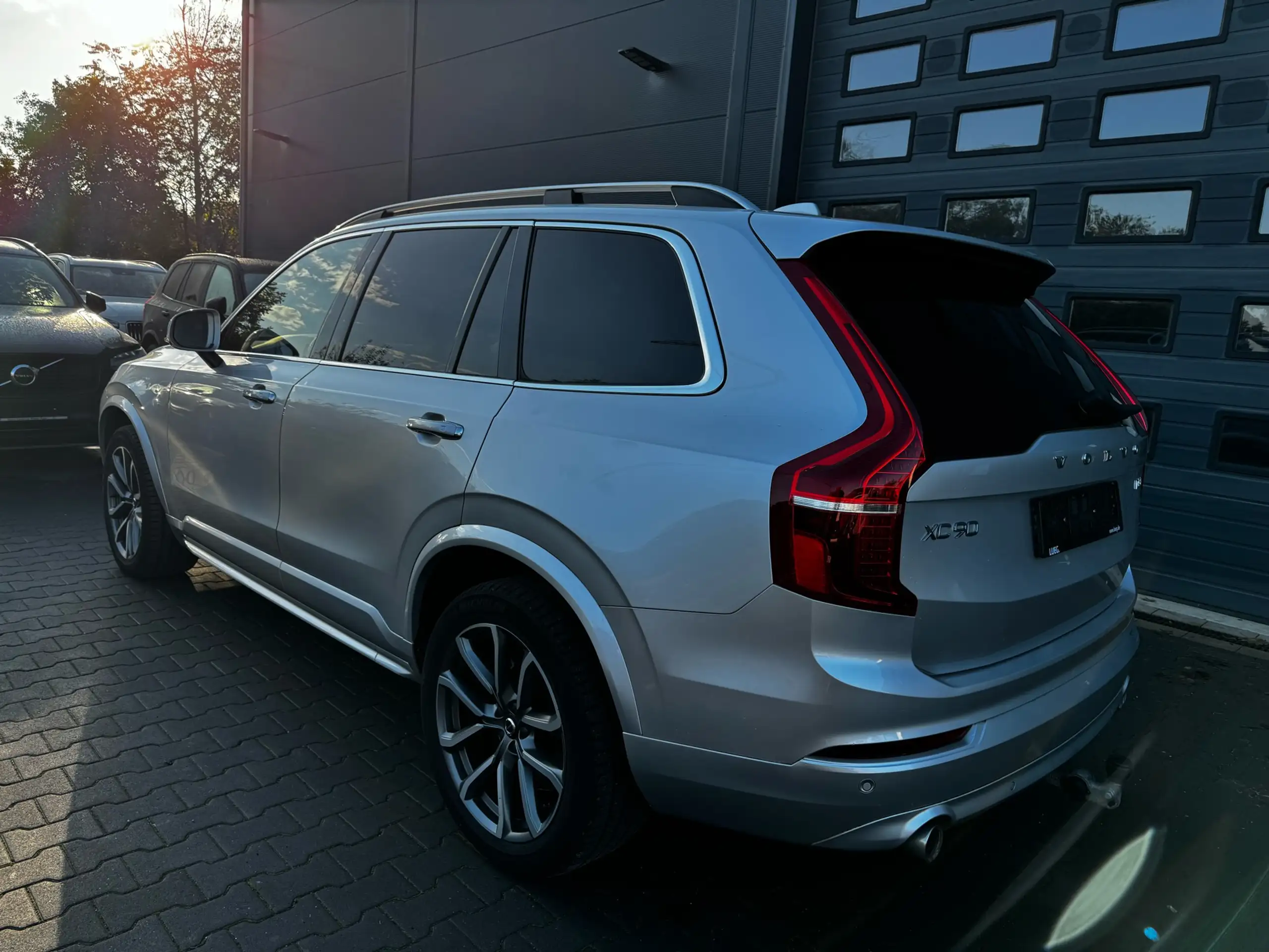 Volvo - XC90