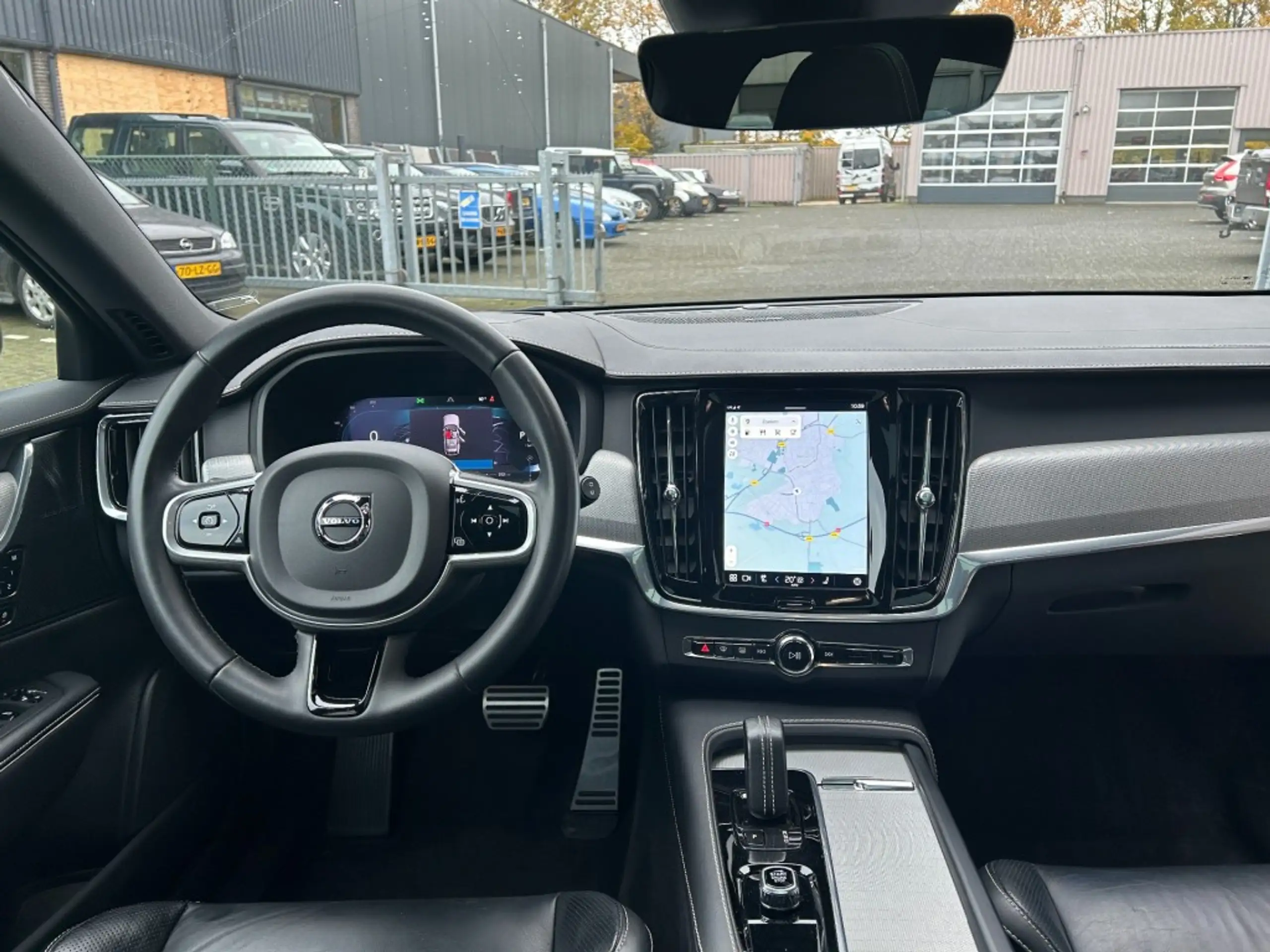 Volvo - V90