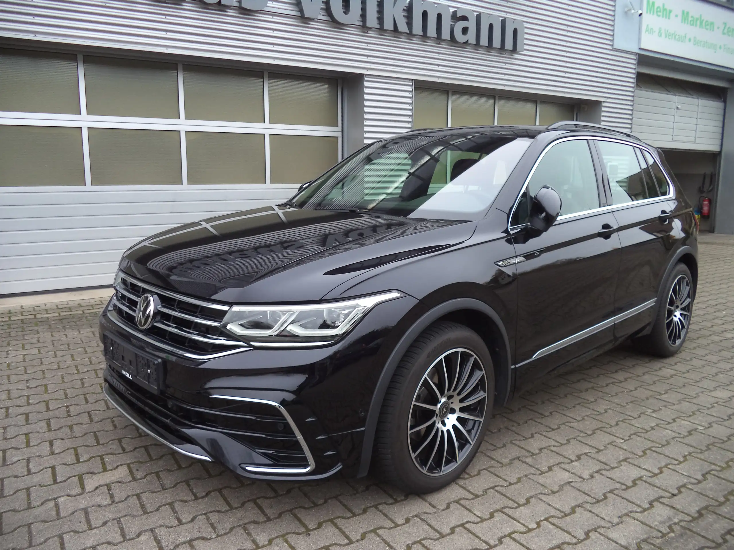 Volkswagen - Tiguan