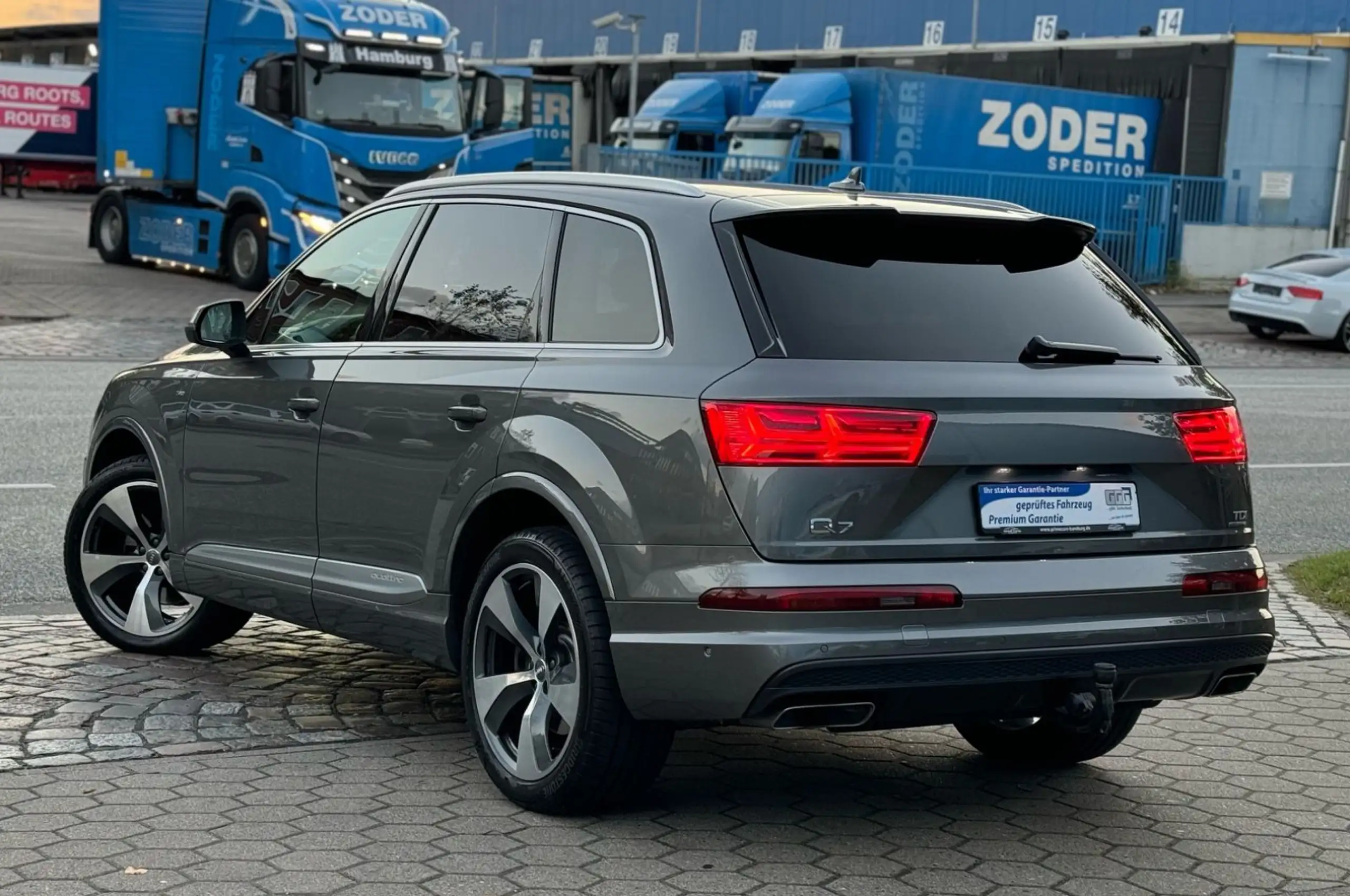 Audi - Q7