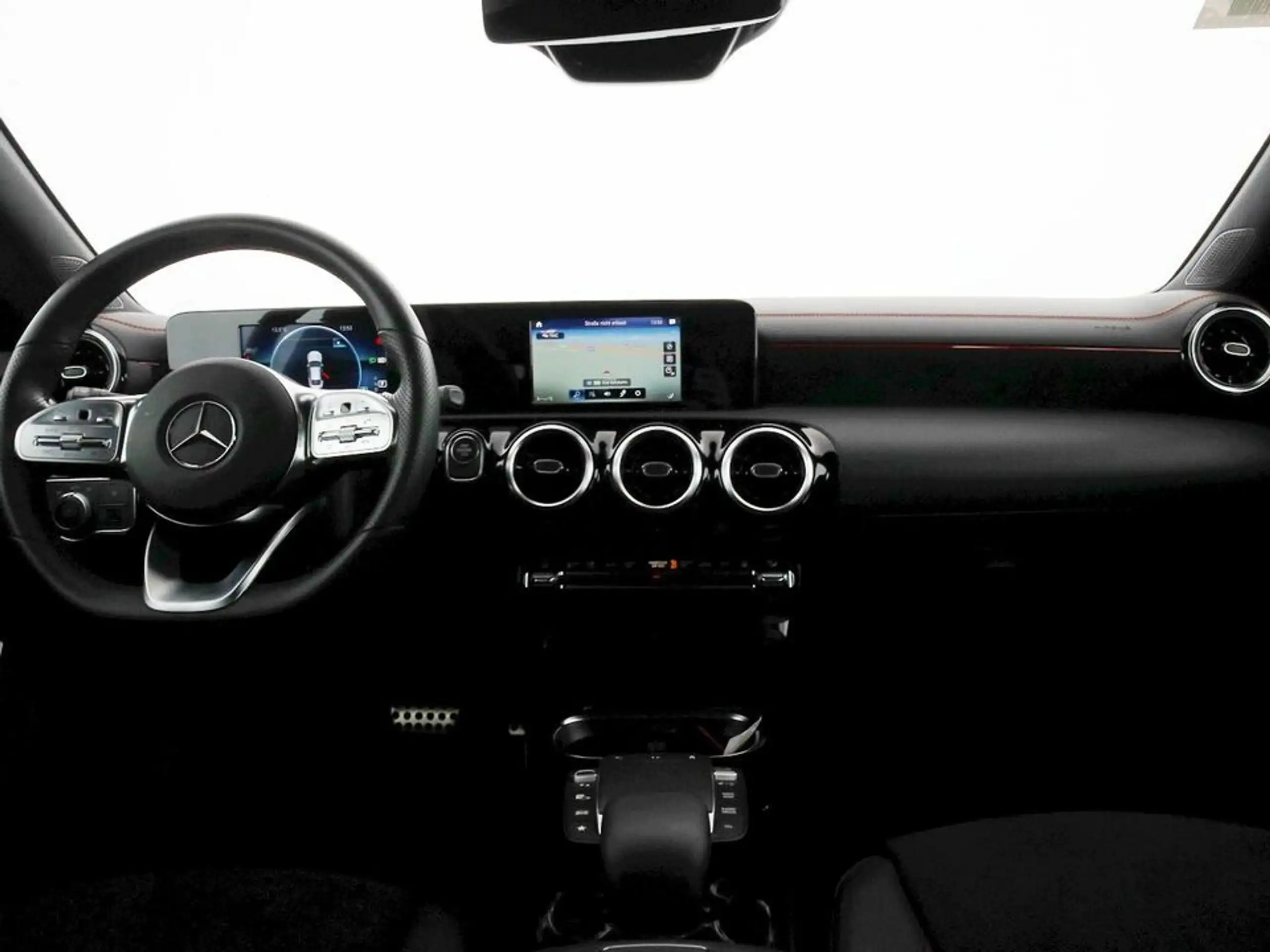 Mercedes-Benz - CLA 250