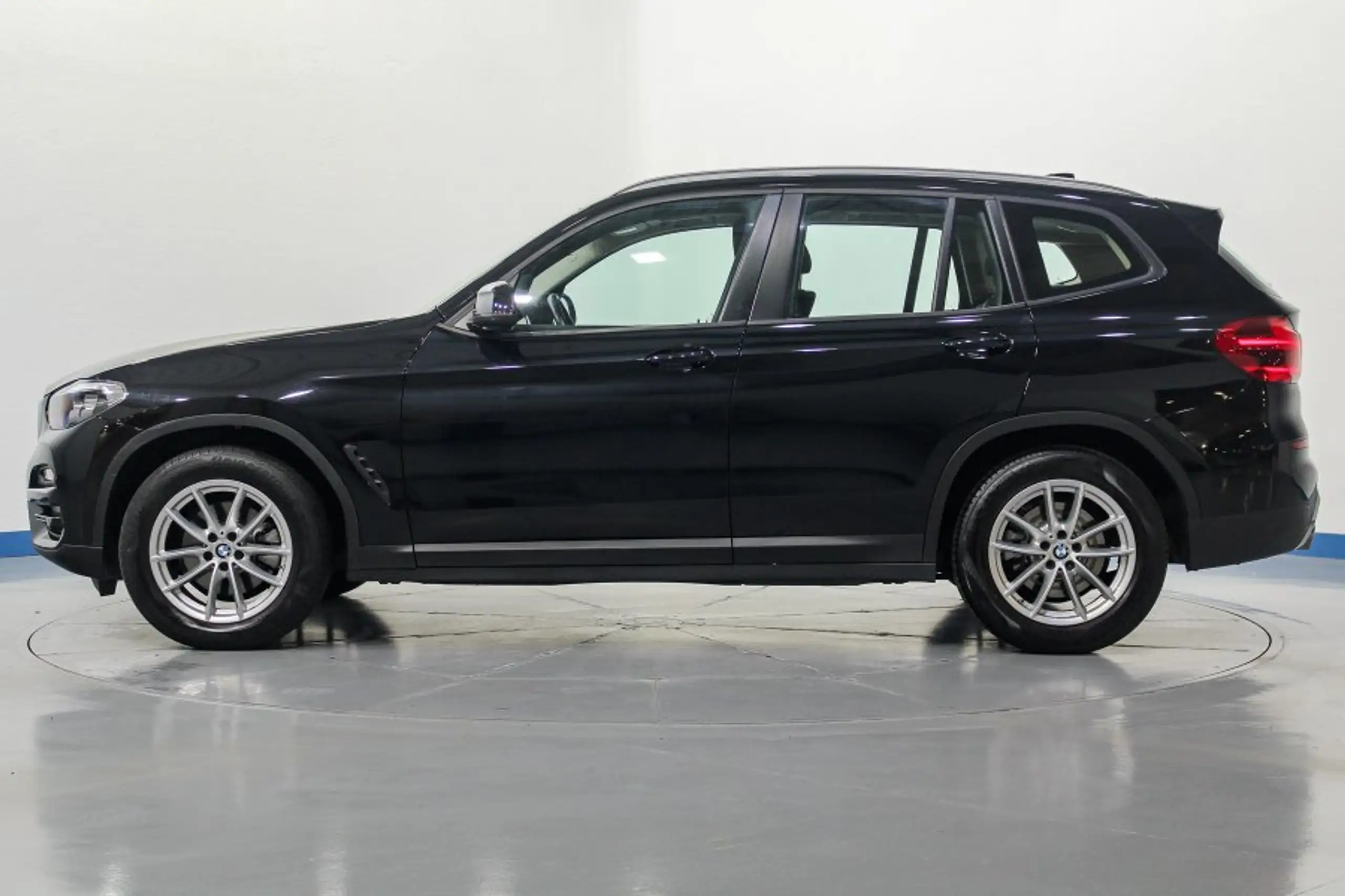 BMW - X3