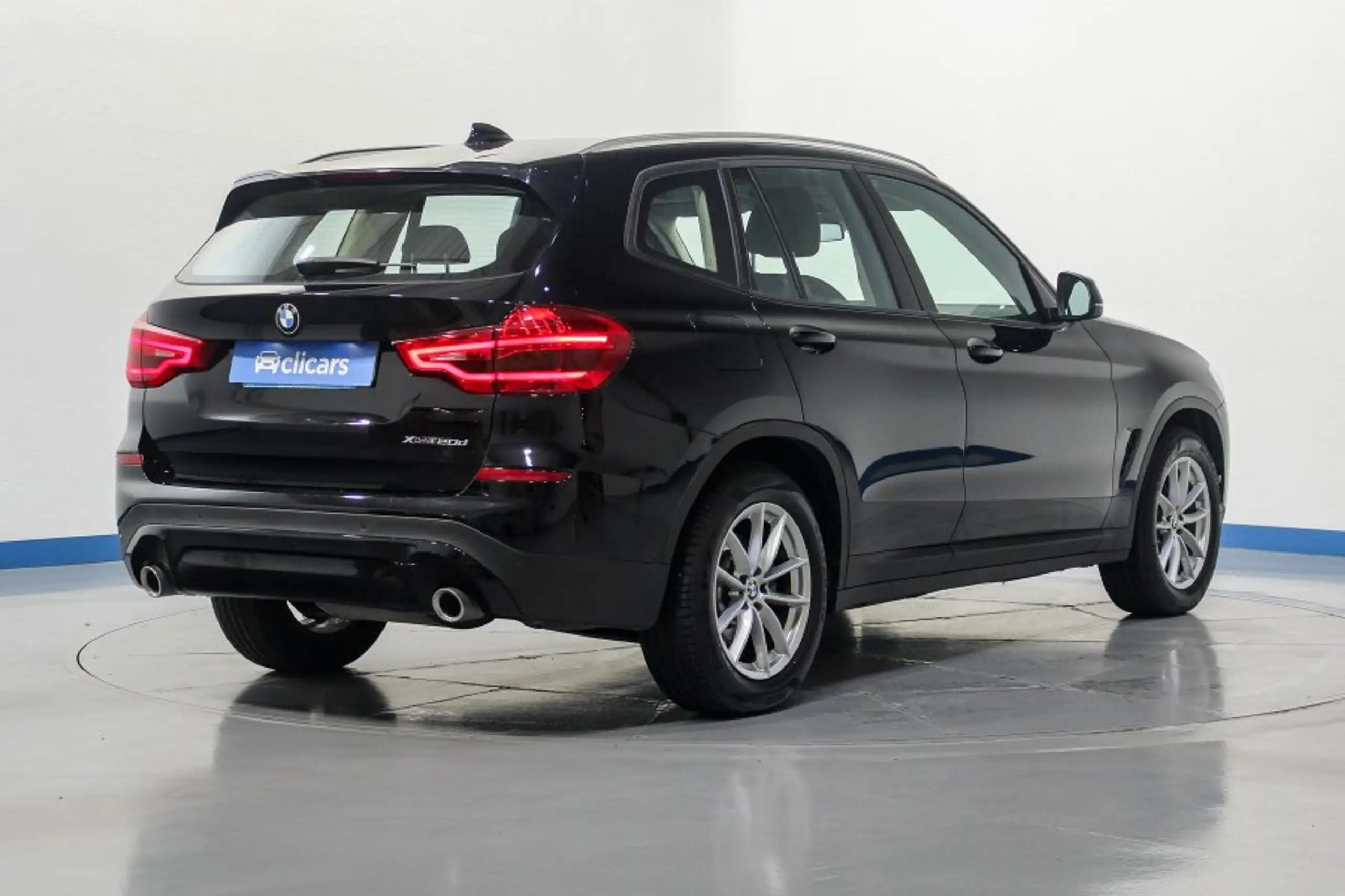 BMW - X3