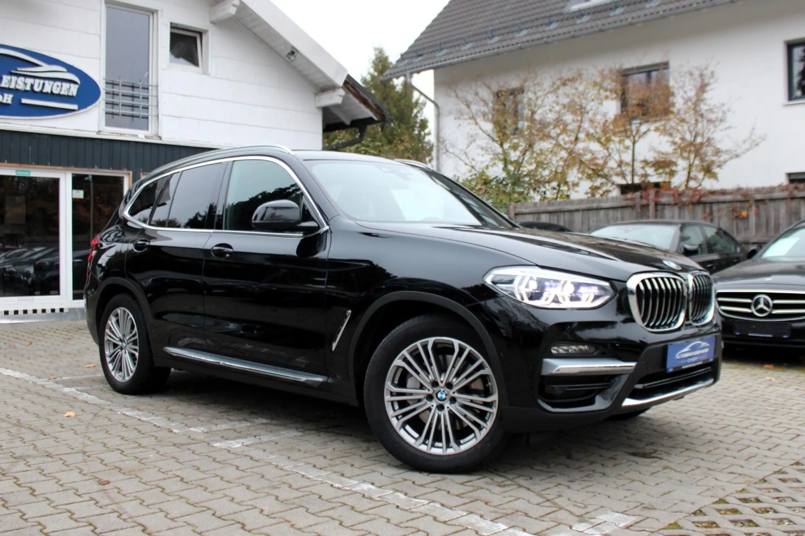 BMW - X3