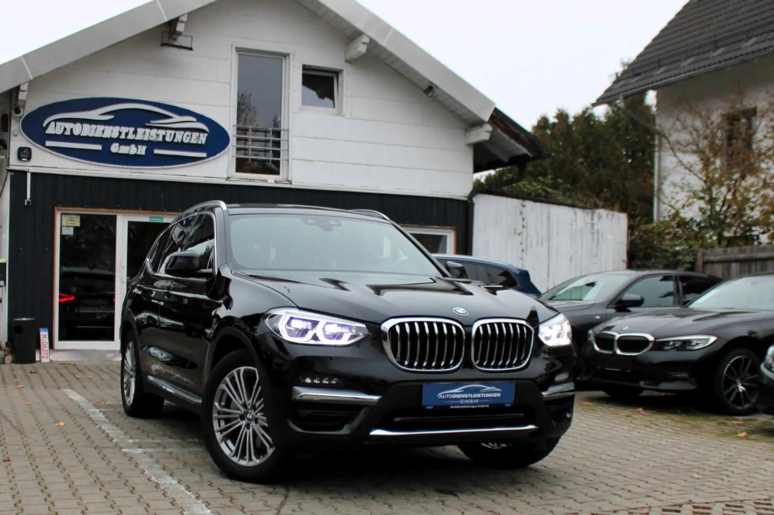 BMW - X3