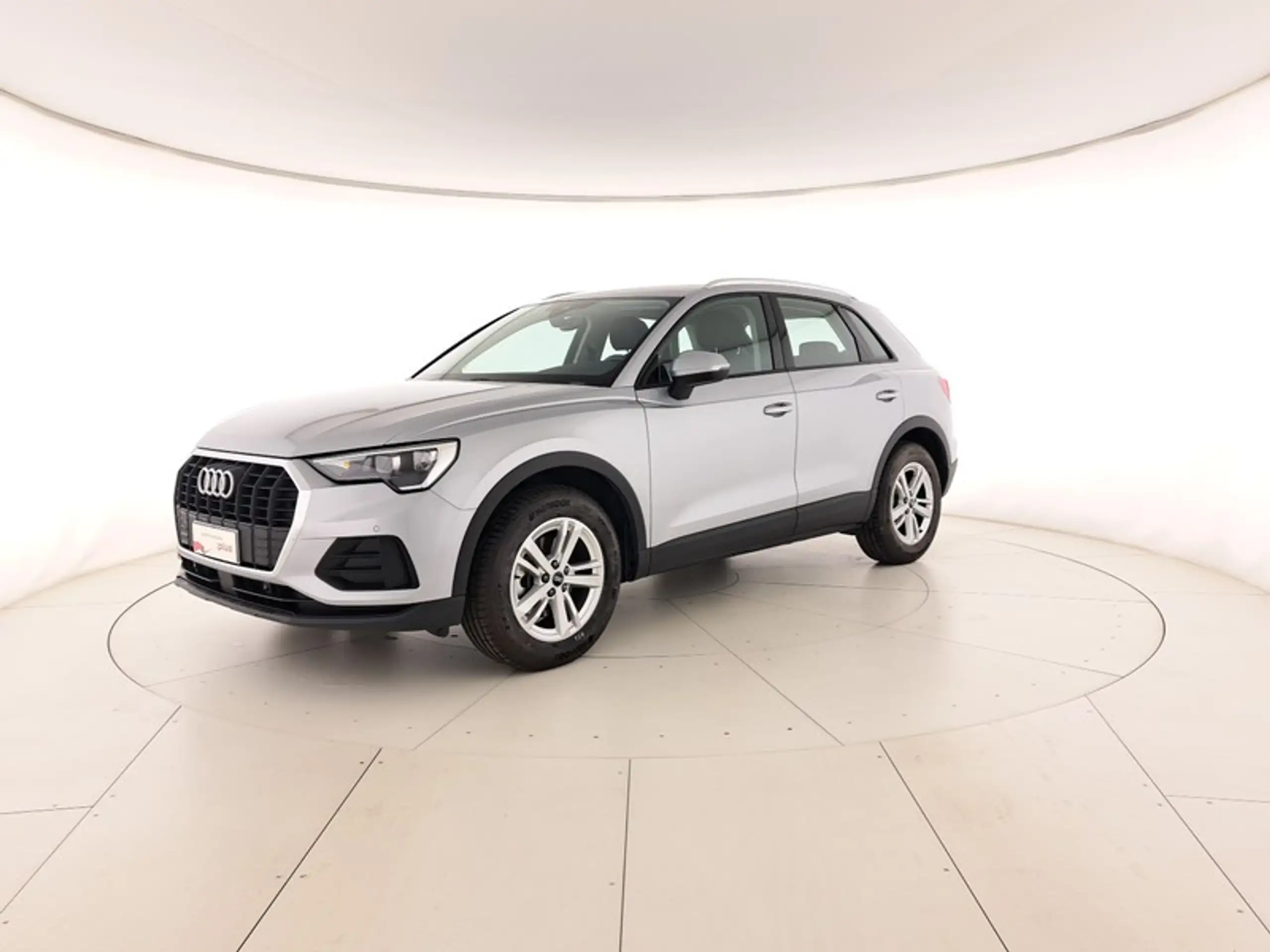 Audi - Q3