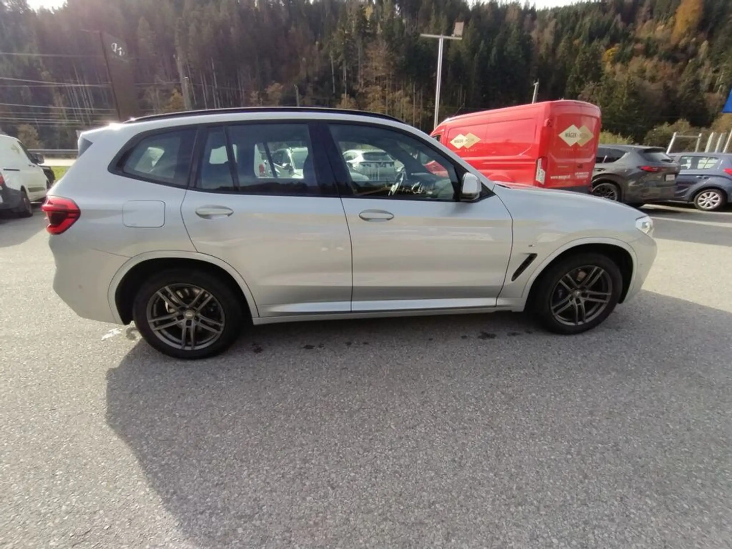 BMW - X3