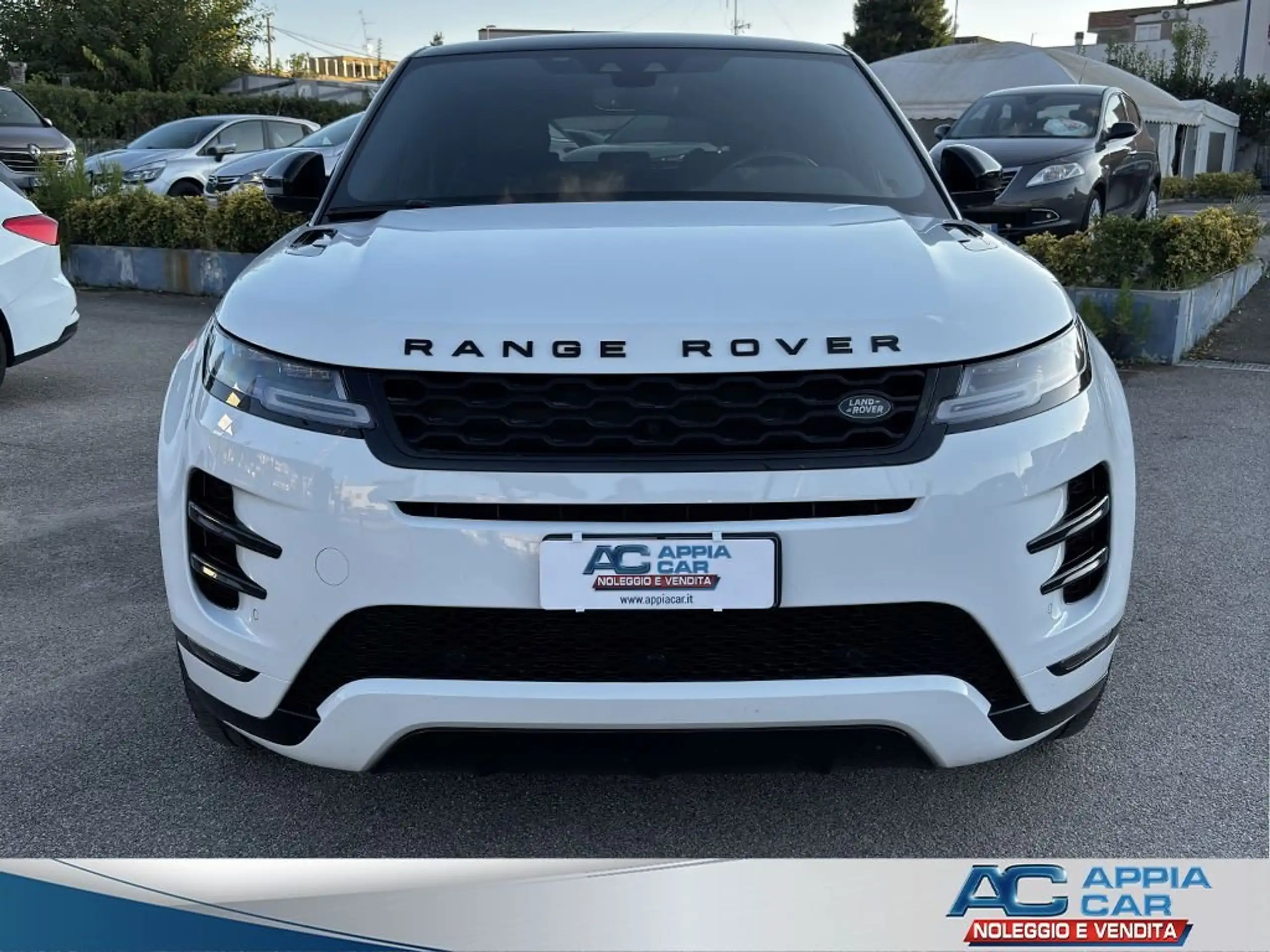 Land Rover - Range Rover Evoque