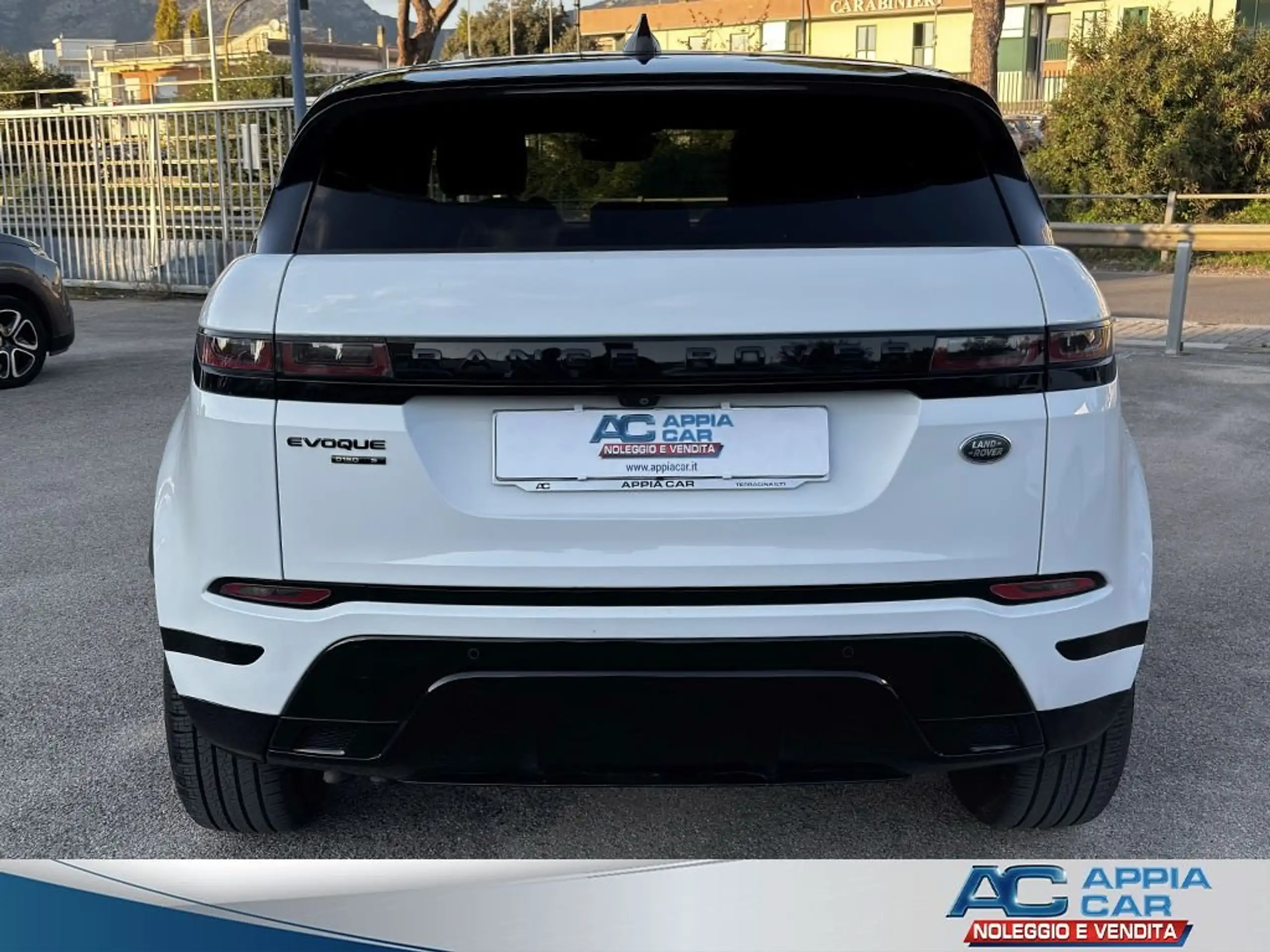 Land Rover - Range Rover Evoque