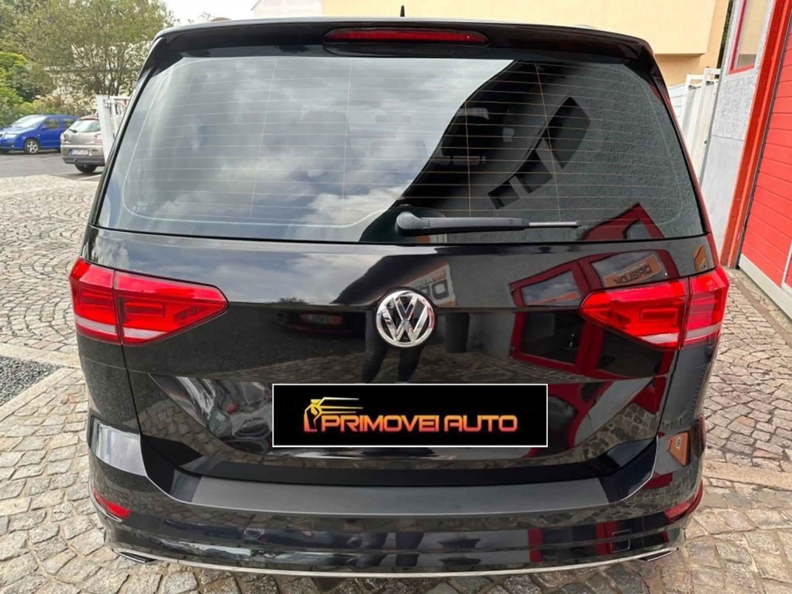 Volkswagen - Touran