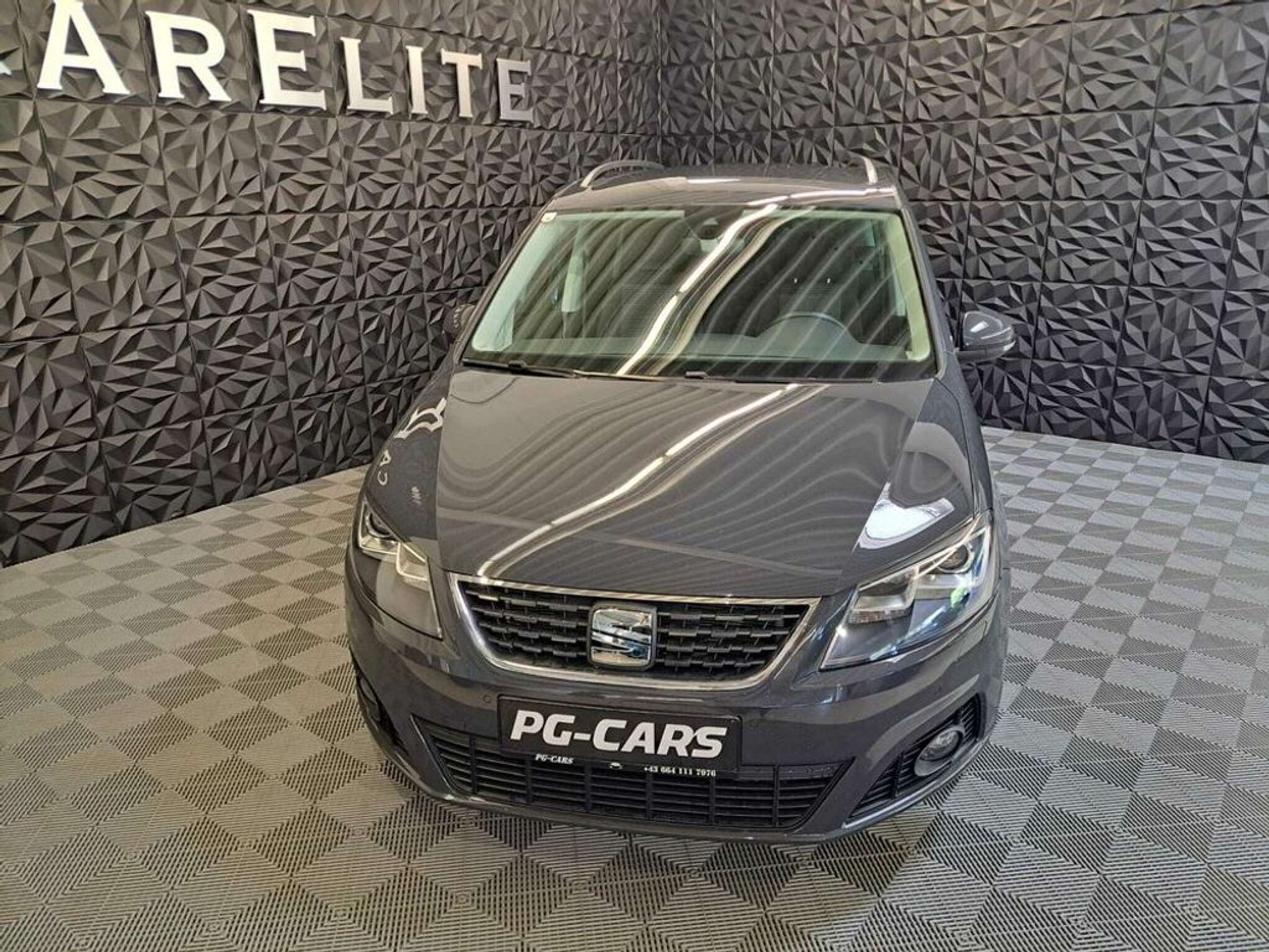 SEAT - Alhambra