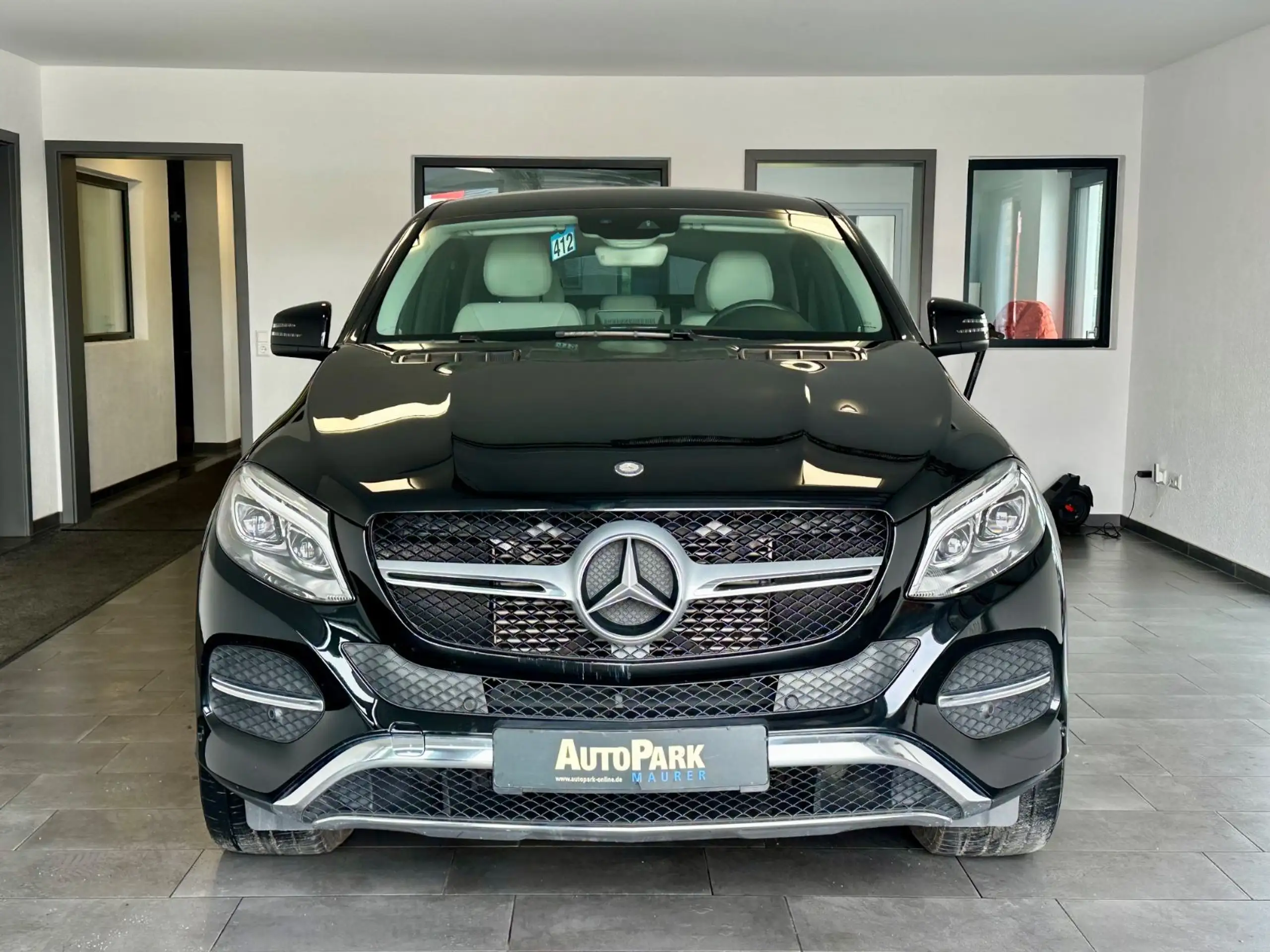 Mercedes-Benz - GLE 350