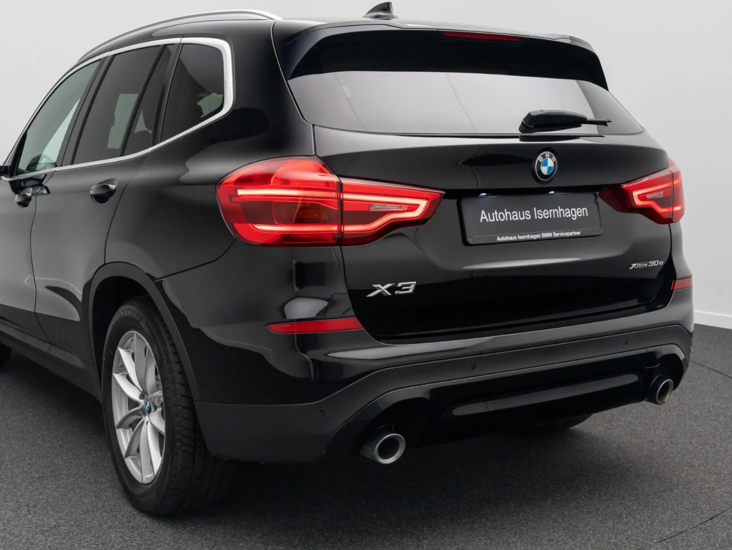 BMW - X3