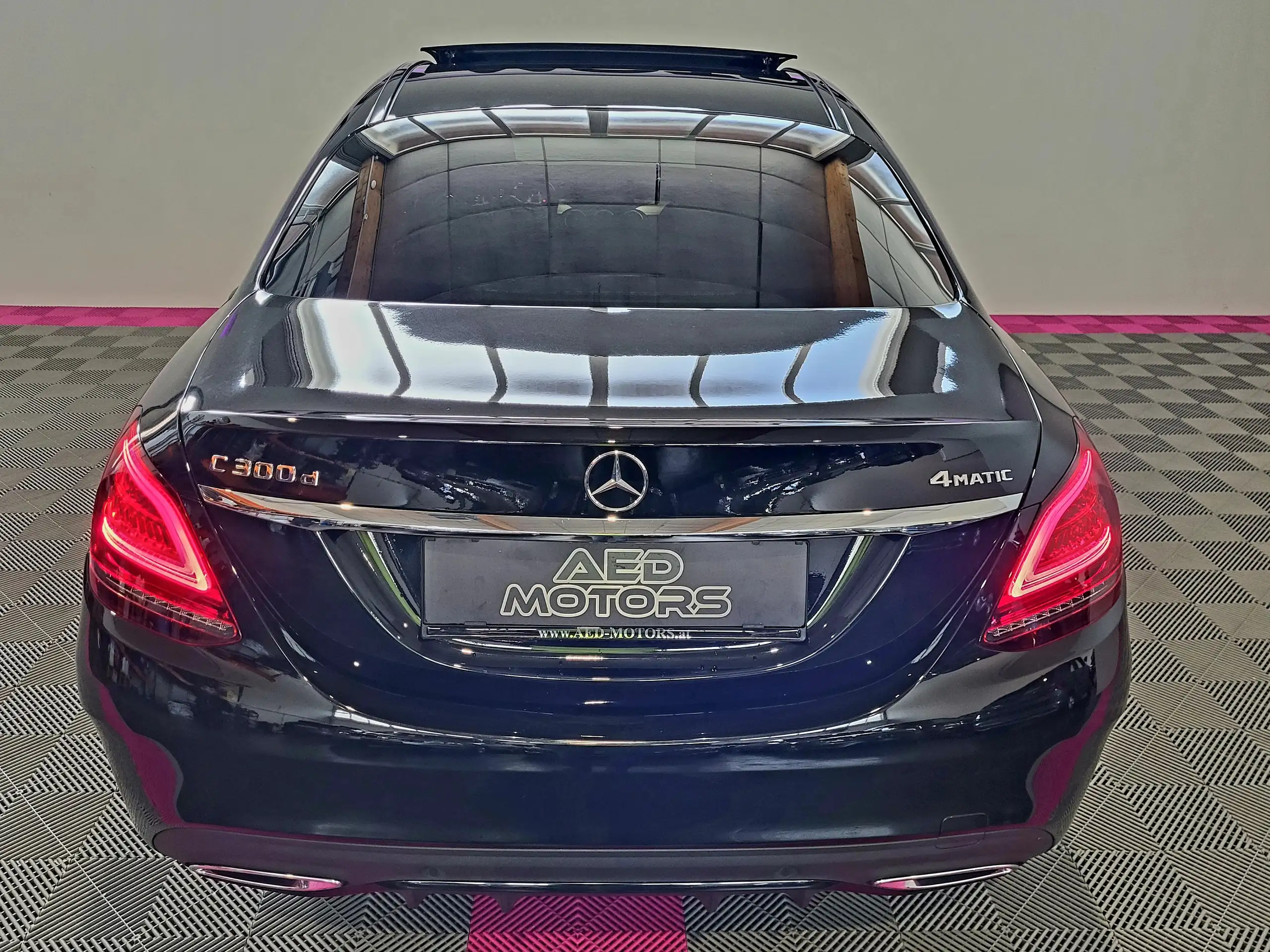 Mercedes-Benz - C 300