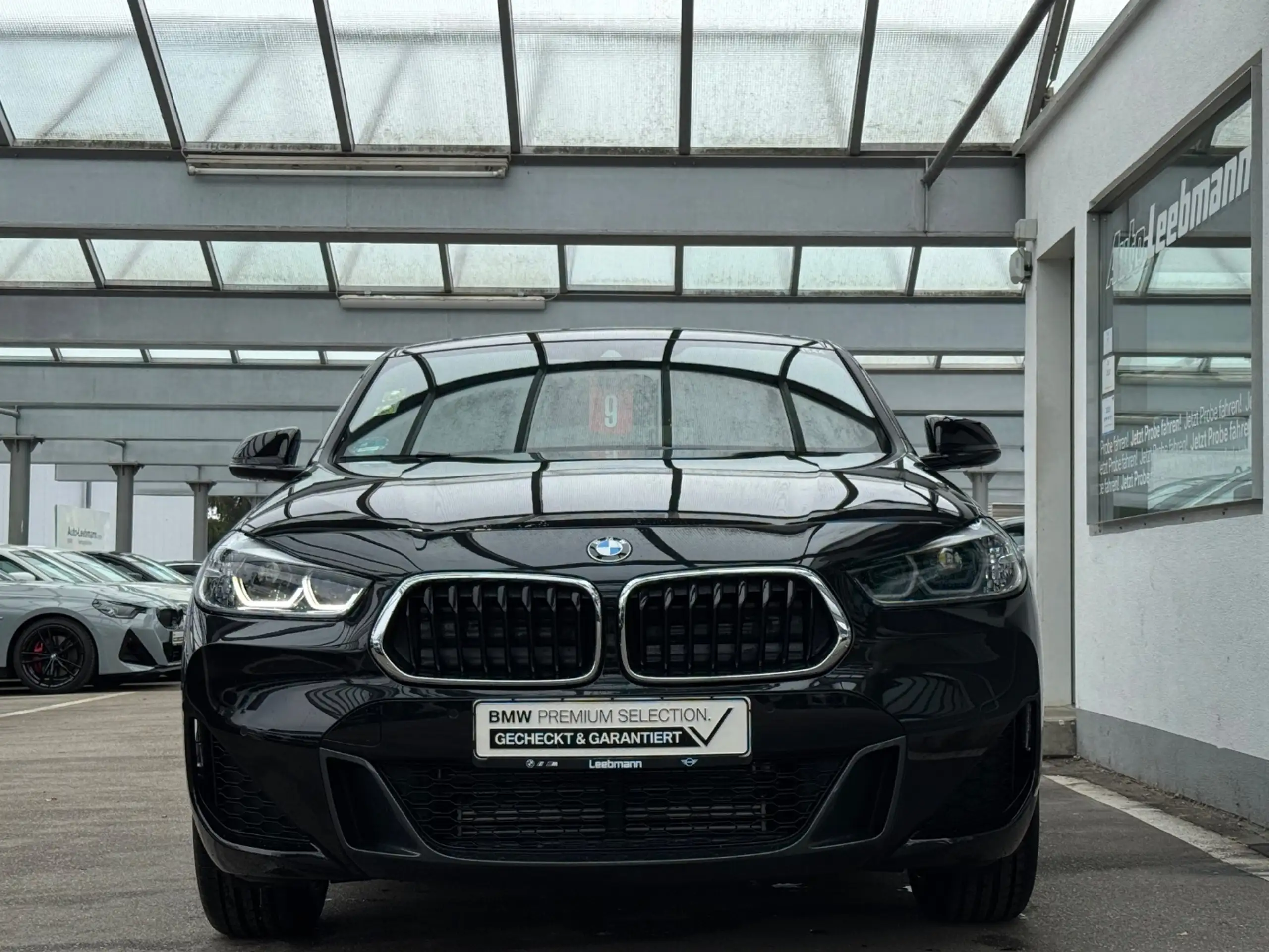 BMW - X2