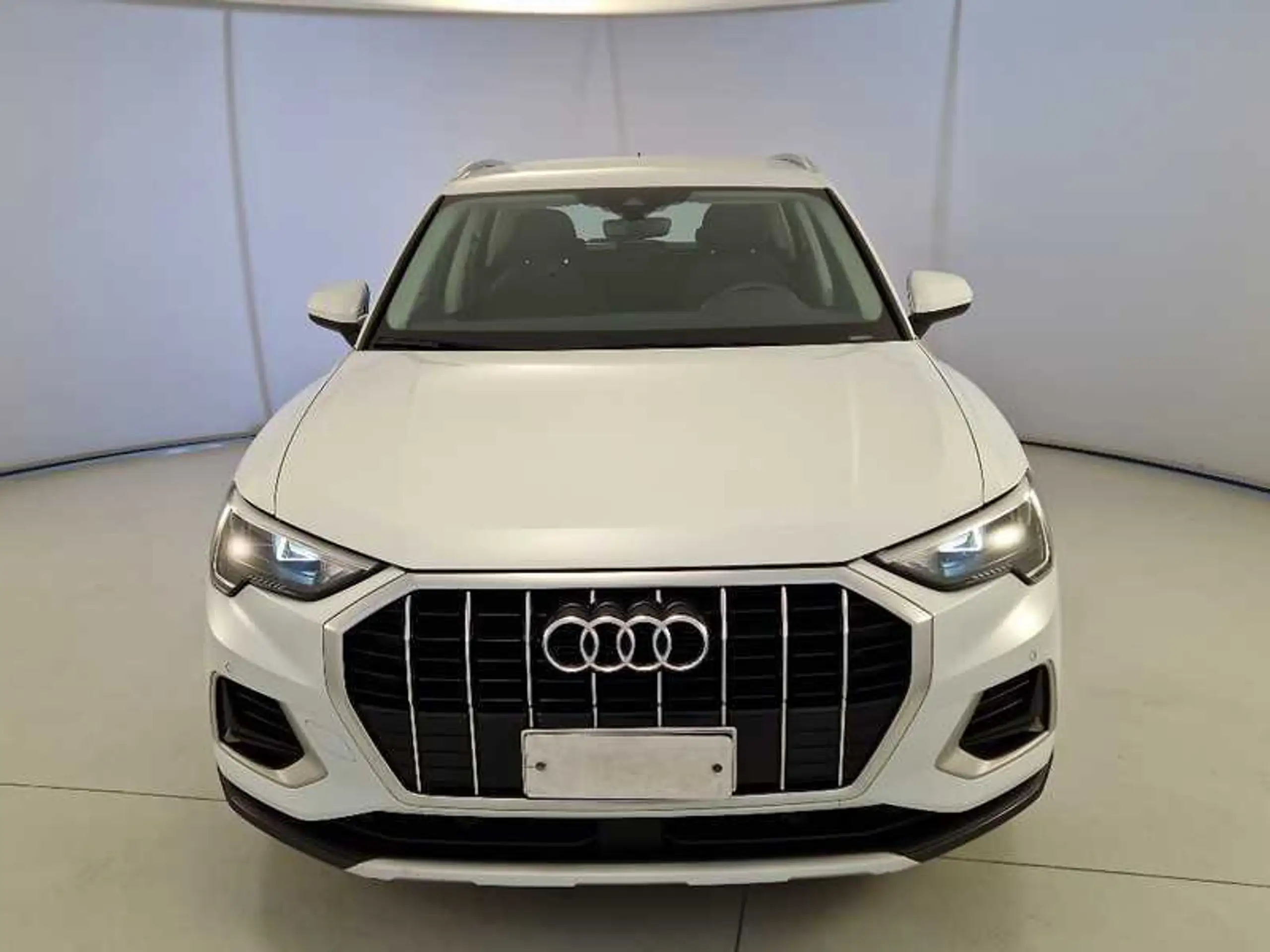 Audi - Q3