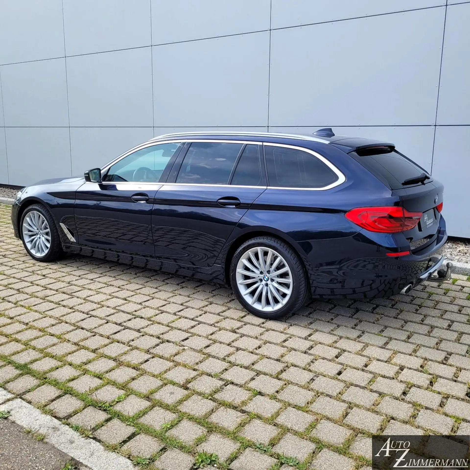 BMW - 530