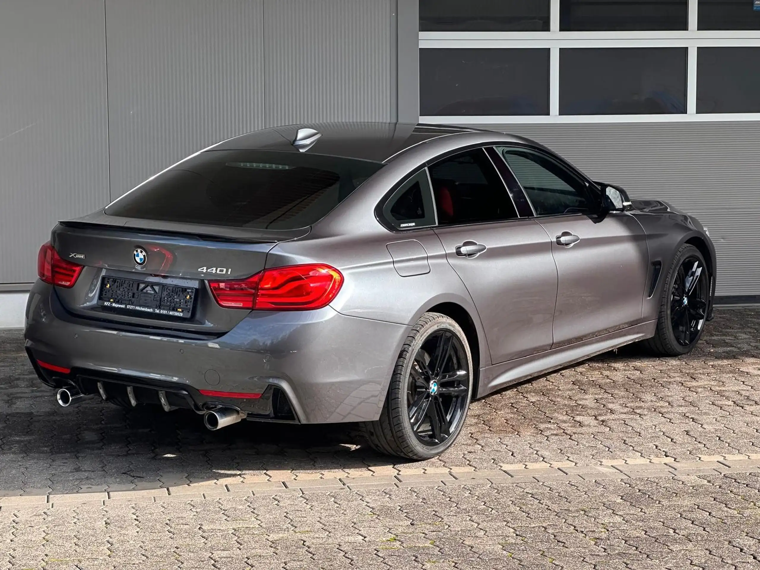 BMW - 440