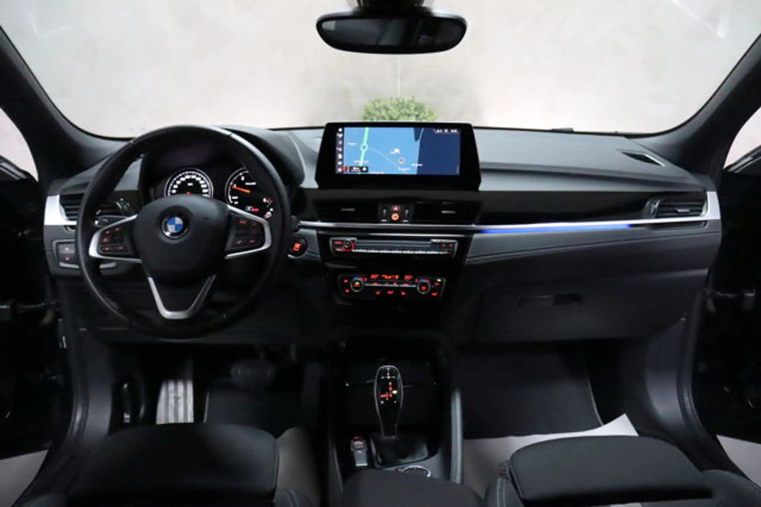 BMW - X2