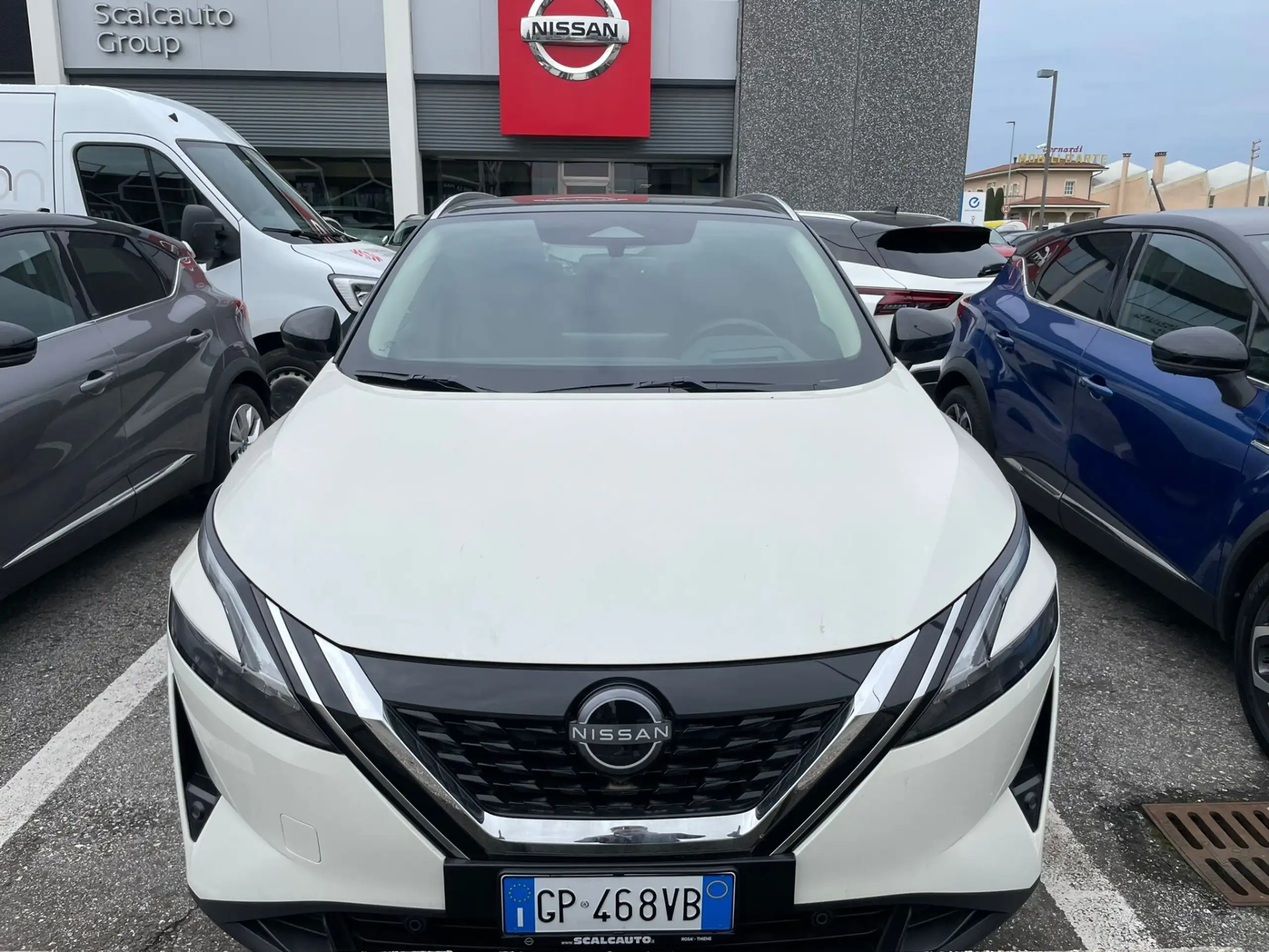 Nissan - Qashqai