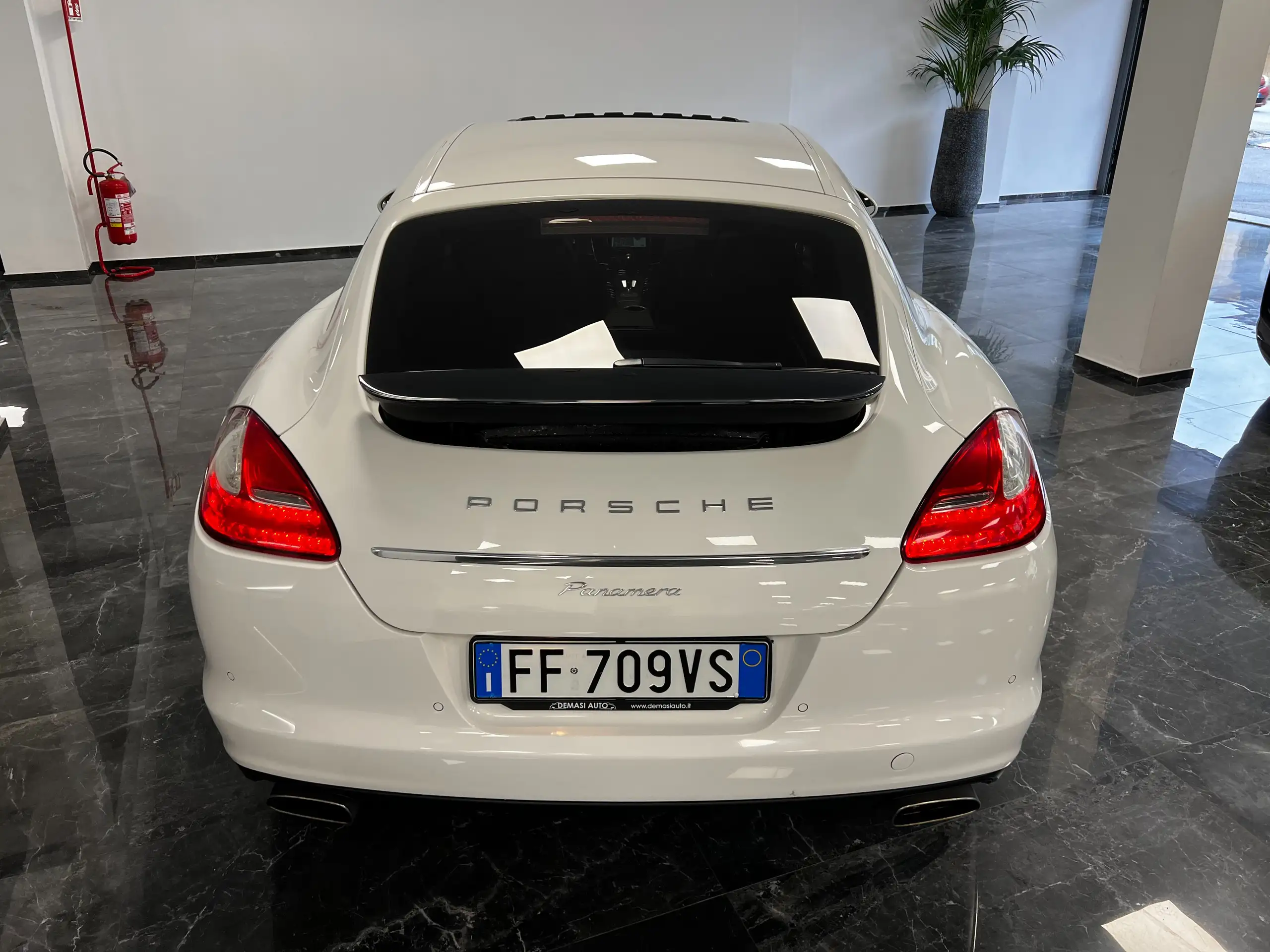 Porsche - Panamera