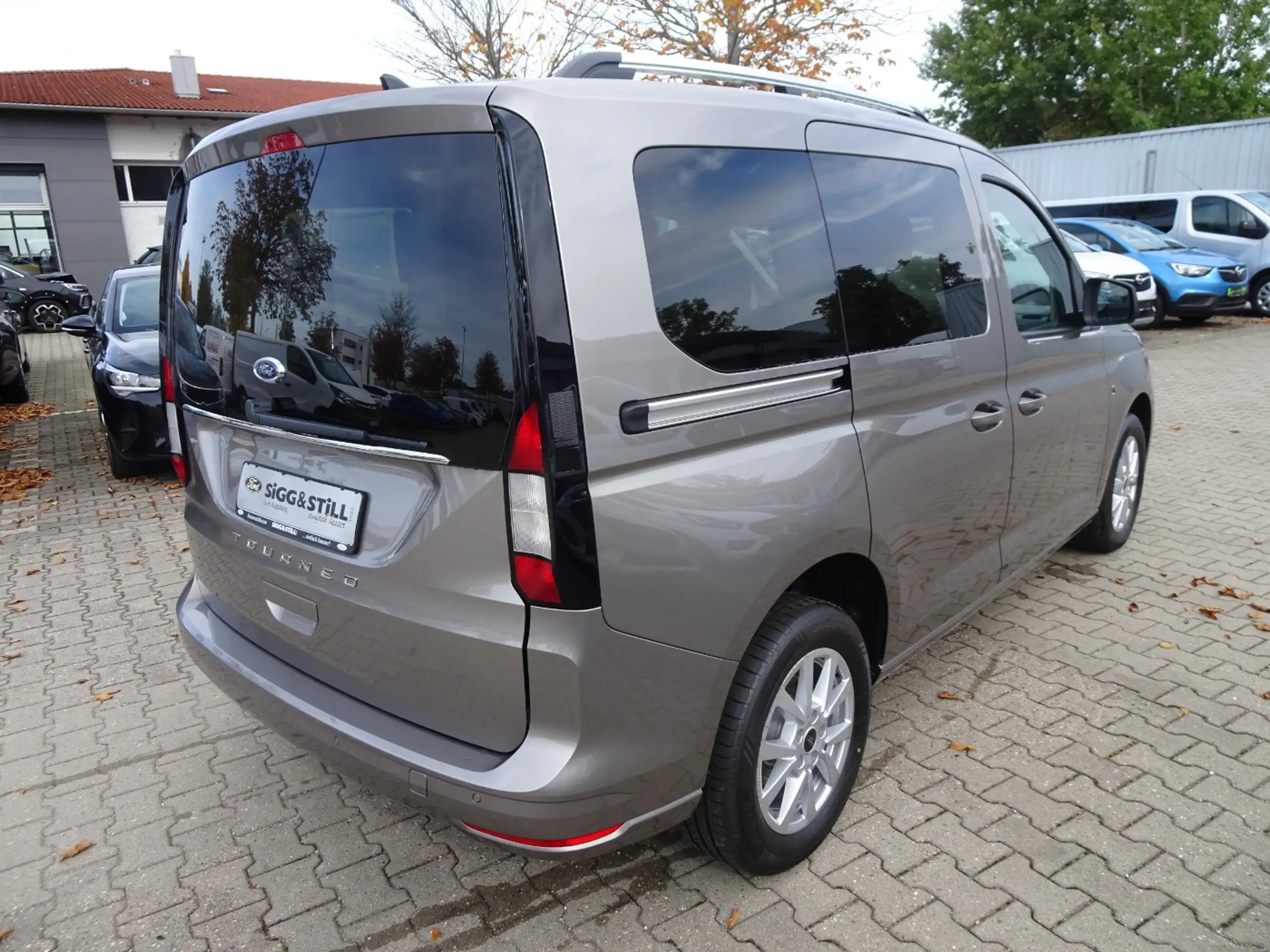 Ford - Tourneo Connect