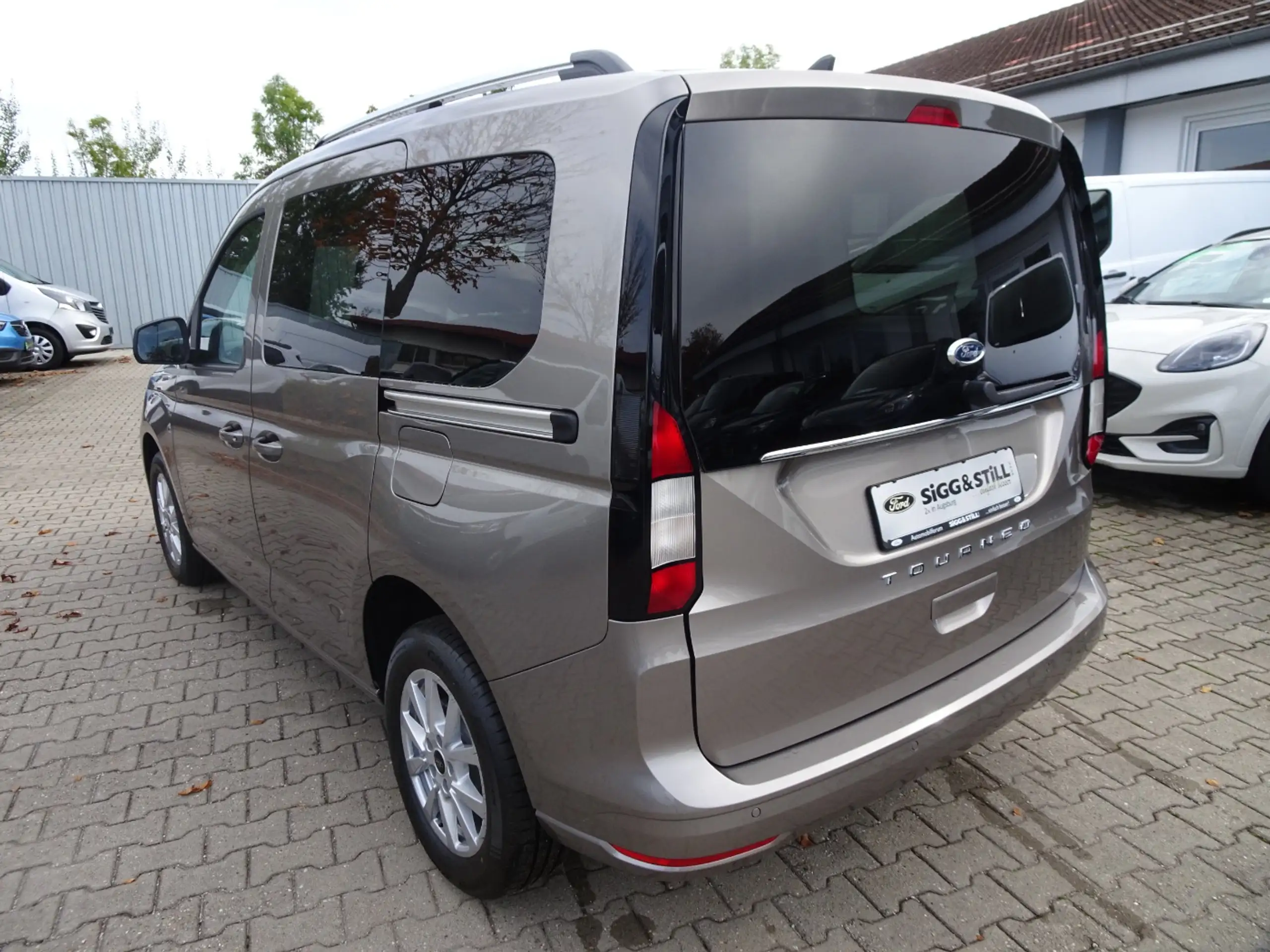 Ford - Tourneo Connect