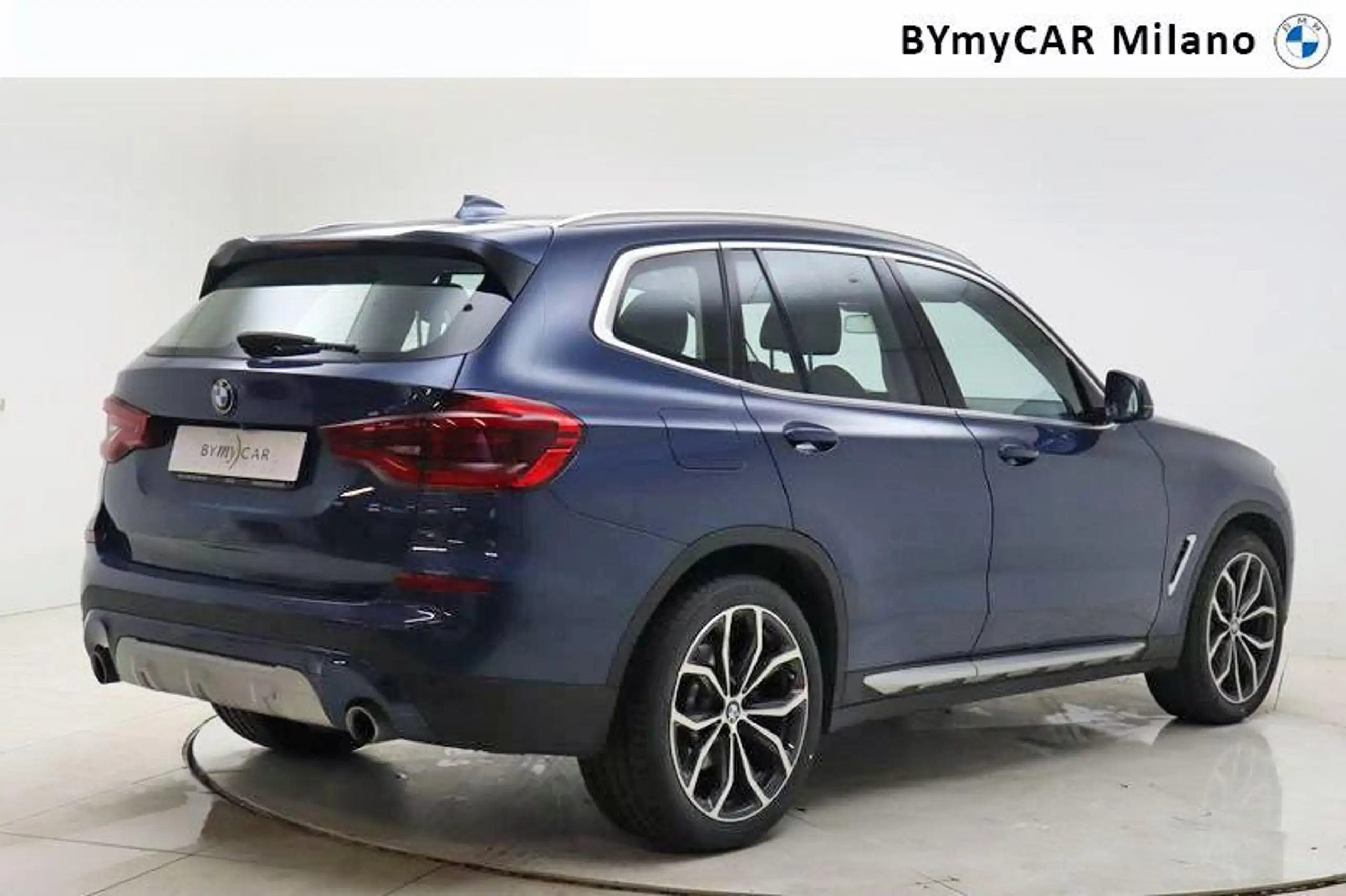 BMW - X3