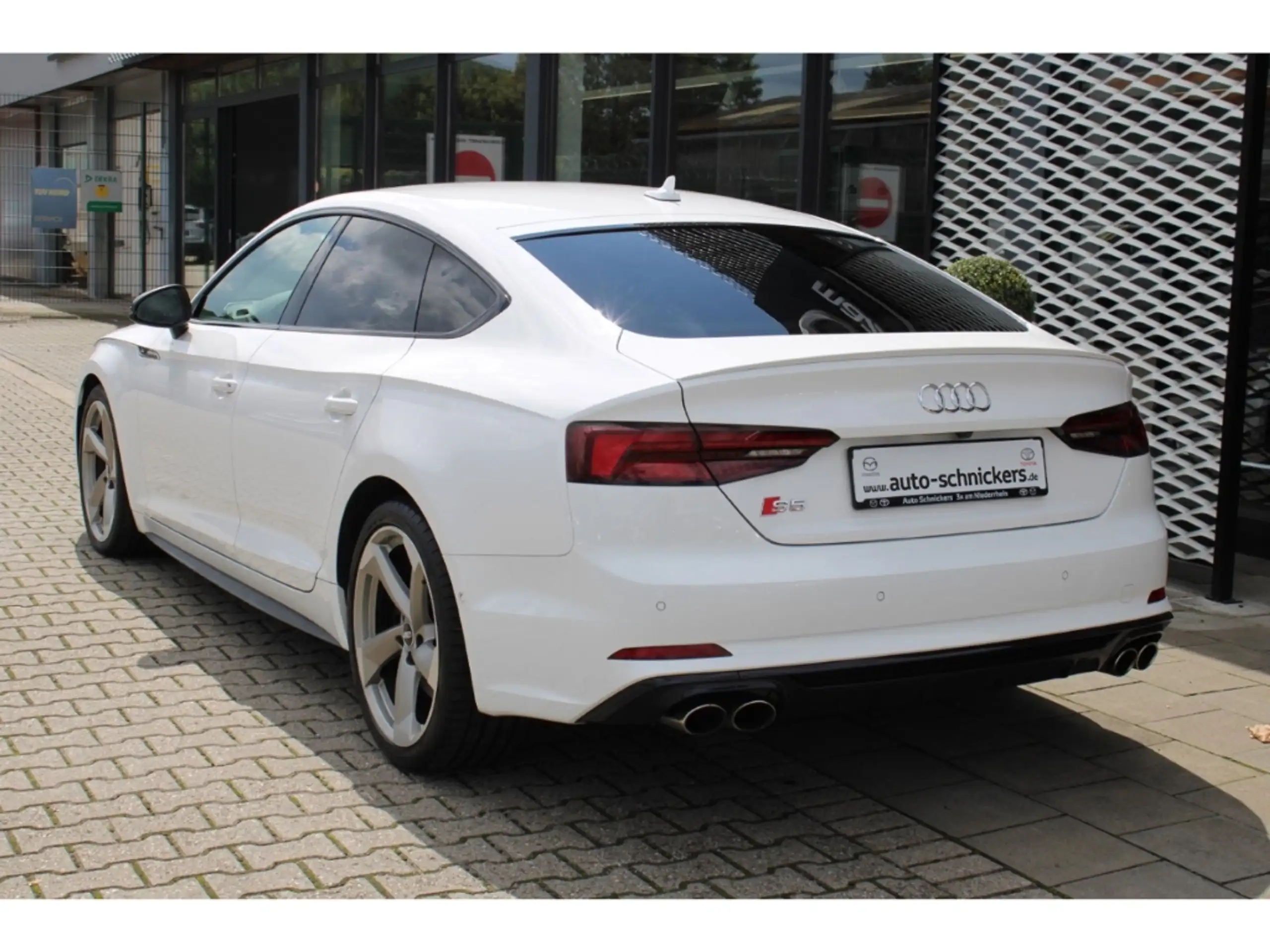 Audi - S5