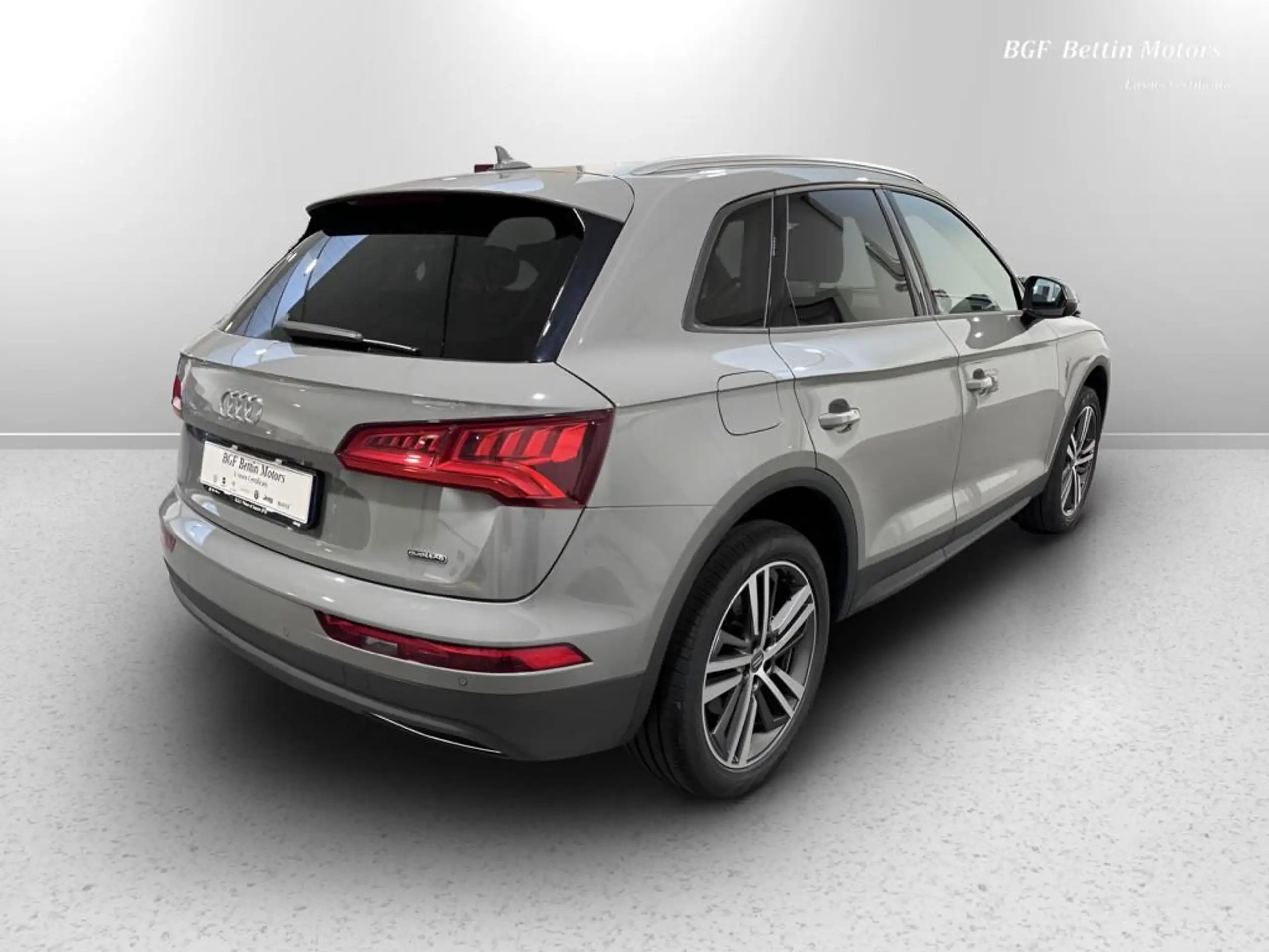 Audi - Q5