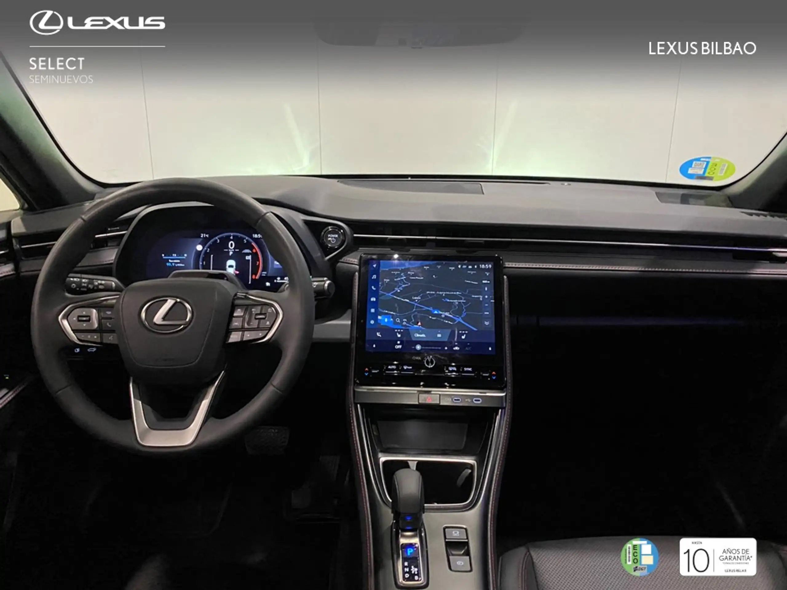 Lexus - LBX