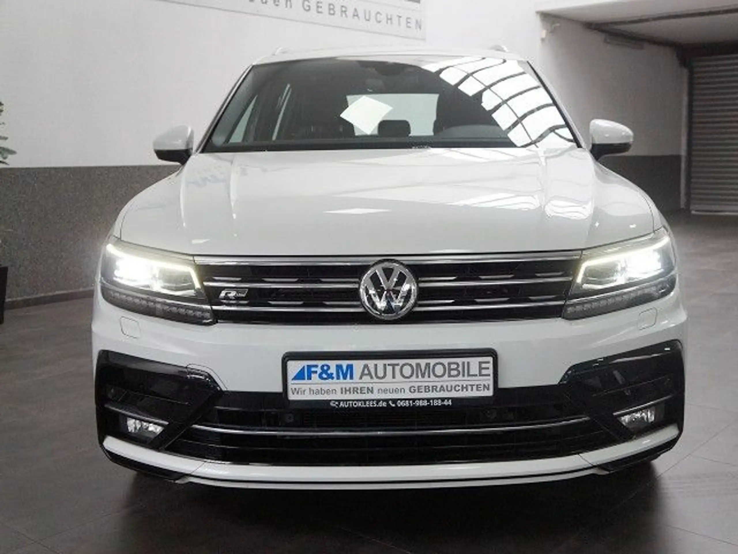 Volkswagen - Tiguan