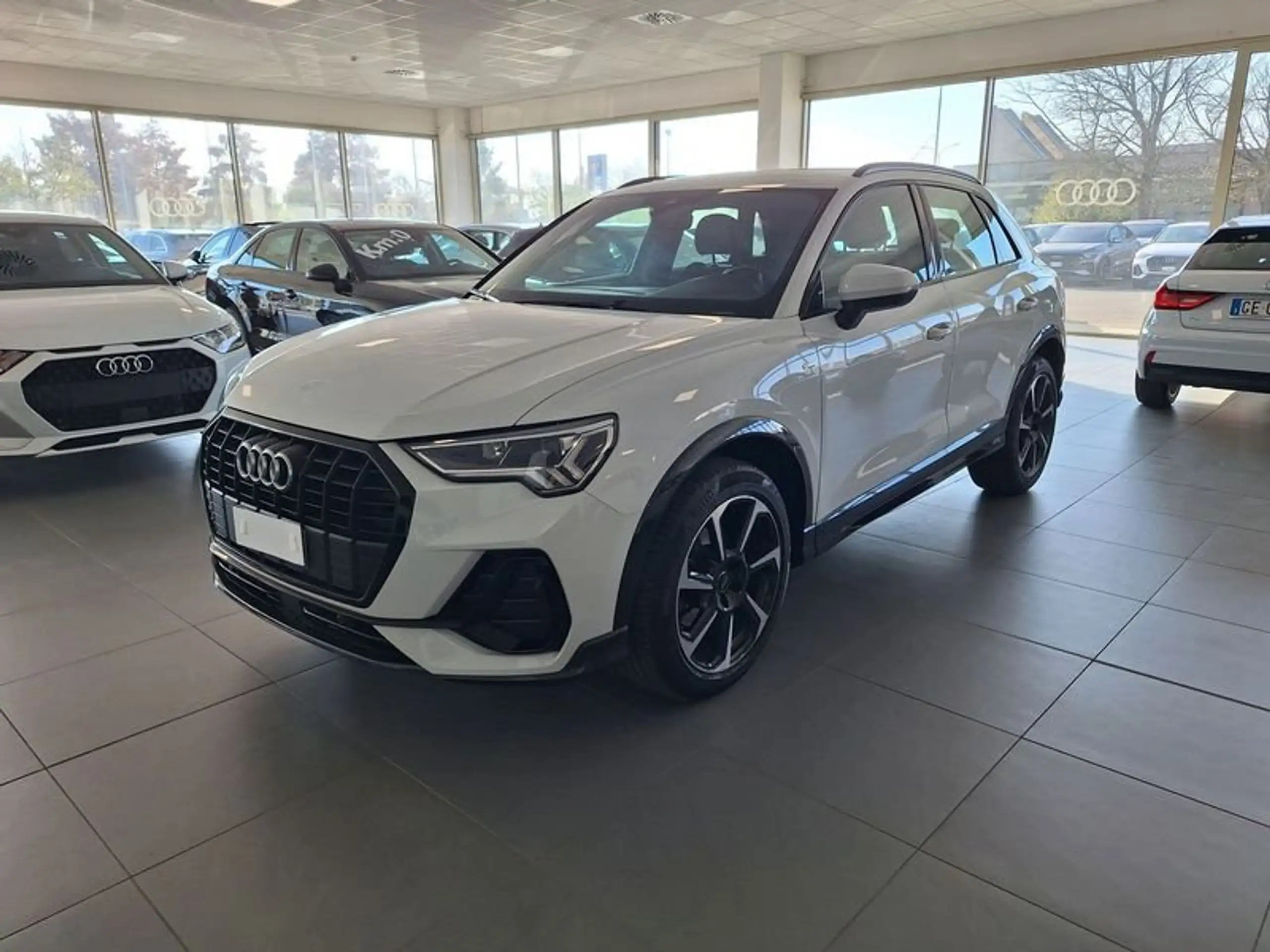 Audi - Q3