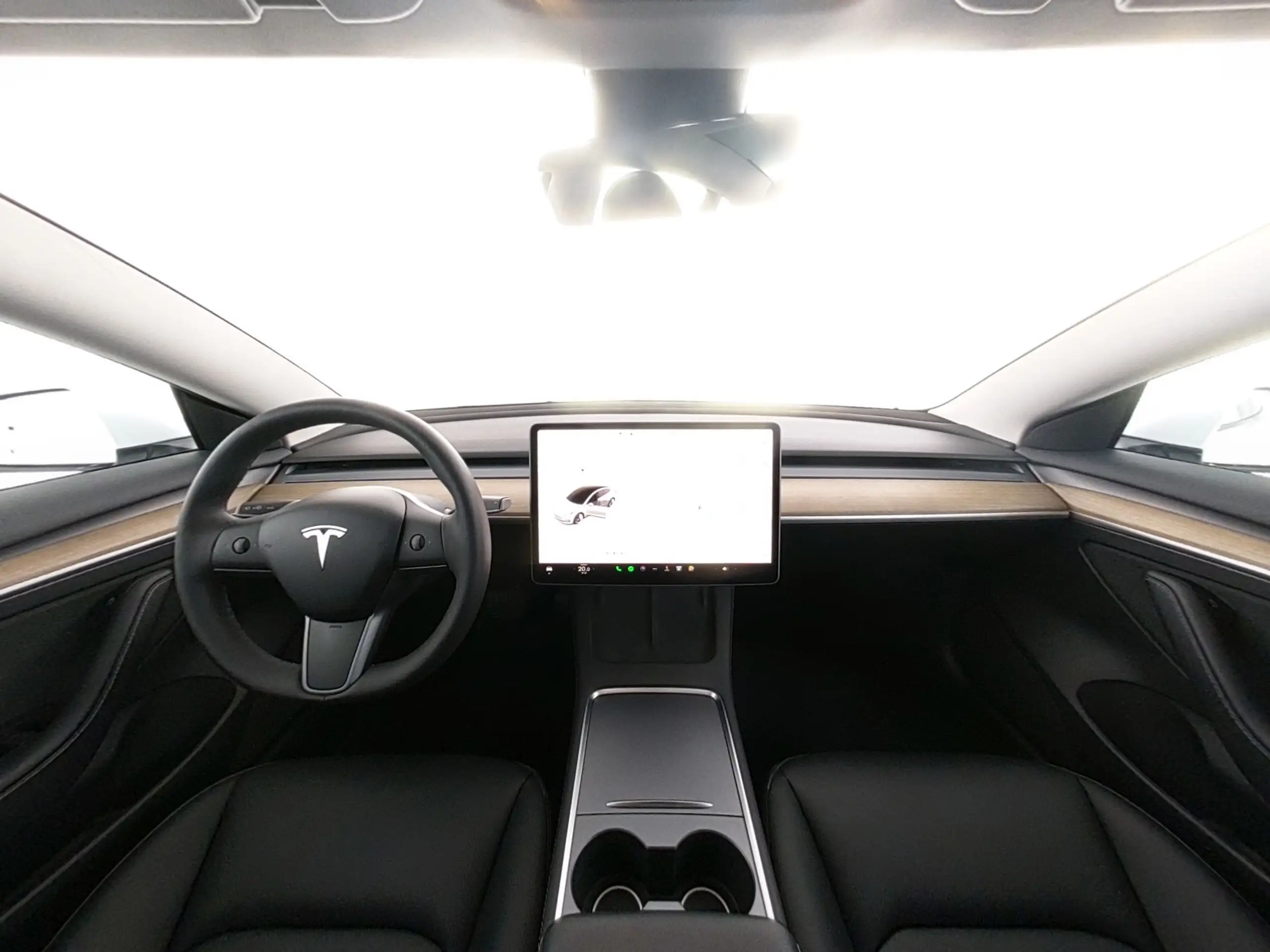 Tesla - Model 3