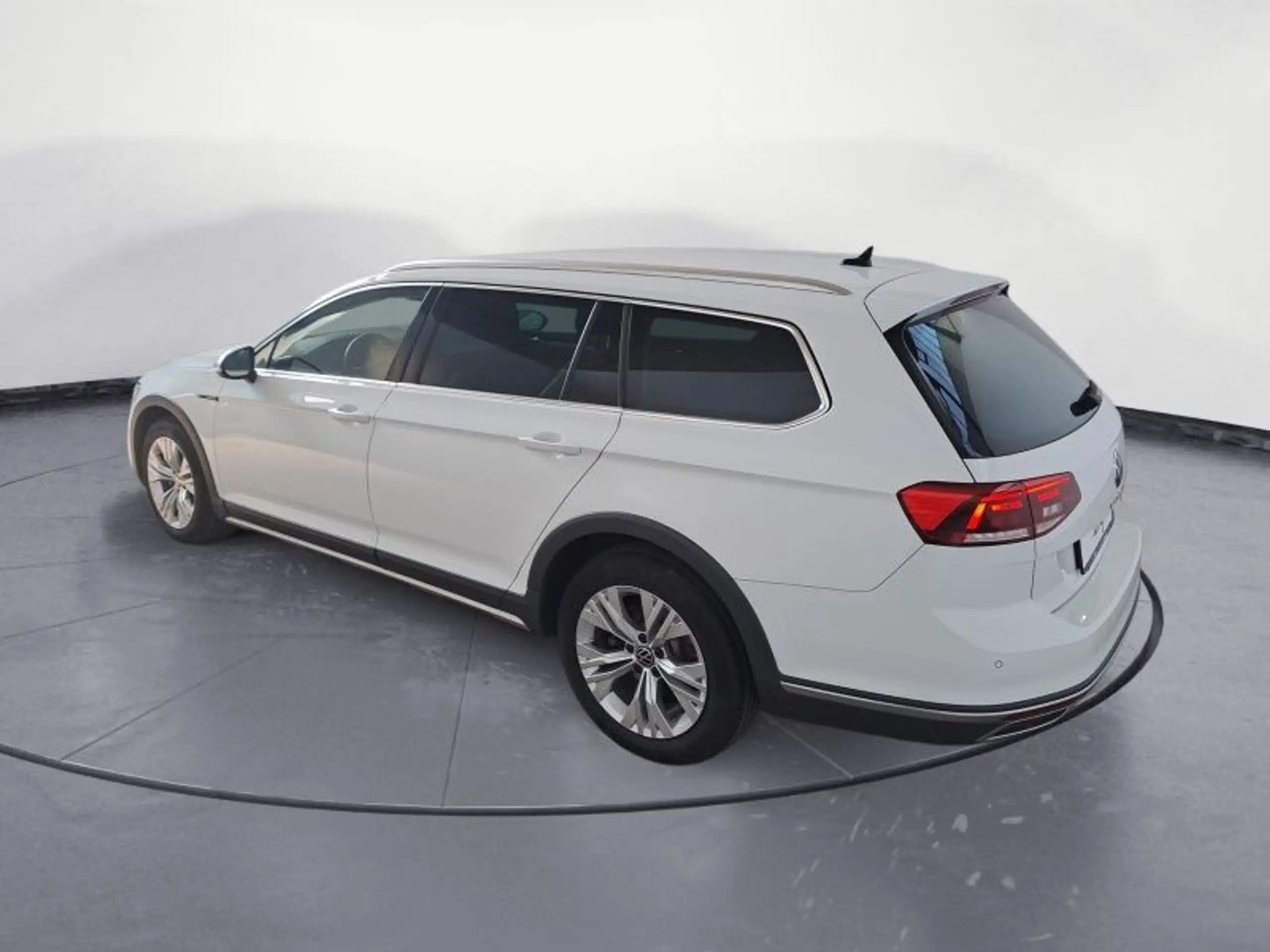 Volkswagen - Passat Alltrack