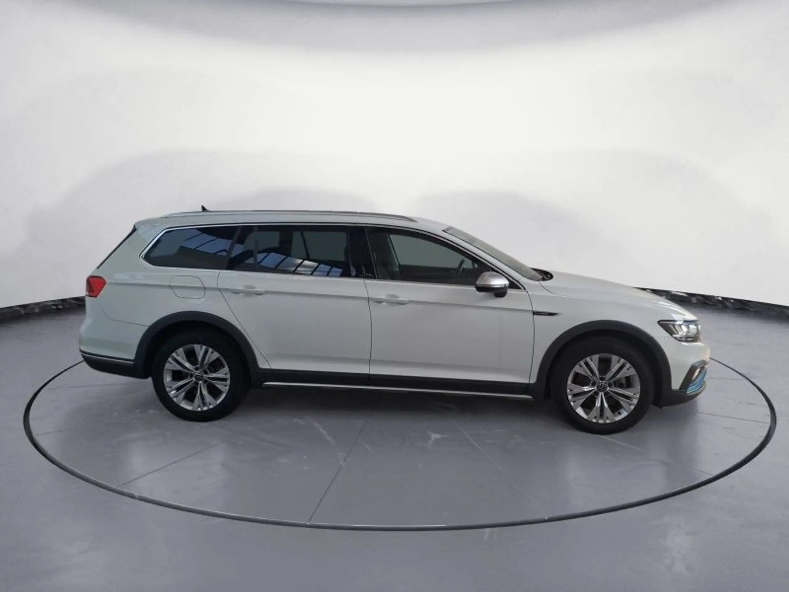 Volkswagen - Passat Alltrack