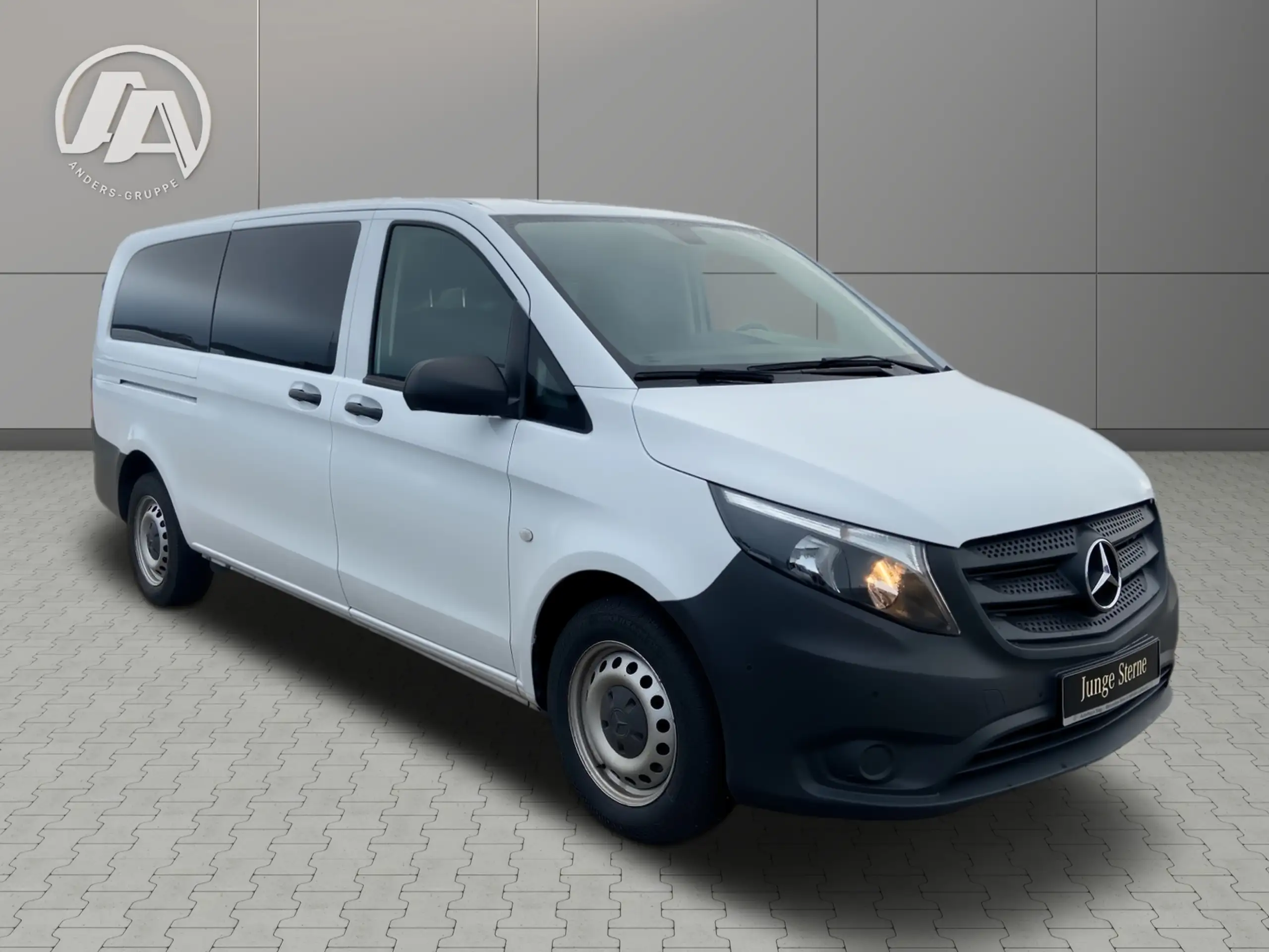 Mercedes-Benz - Vito