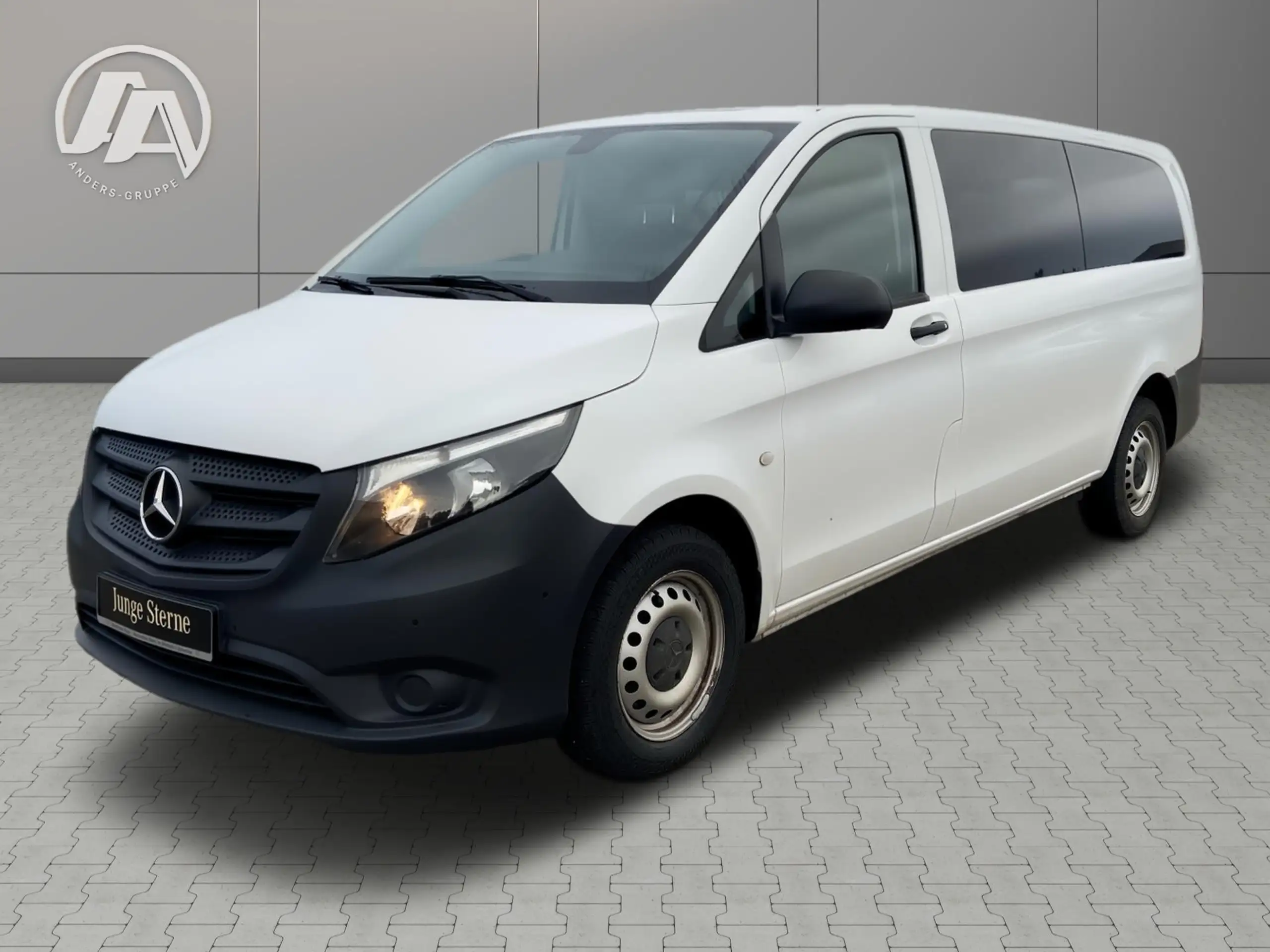 Mercedes-Benz - Vito